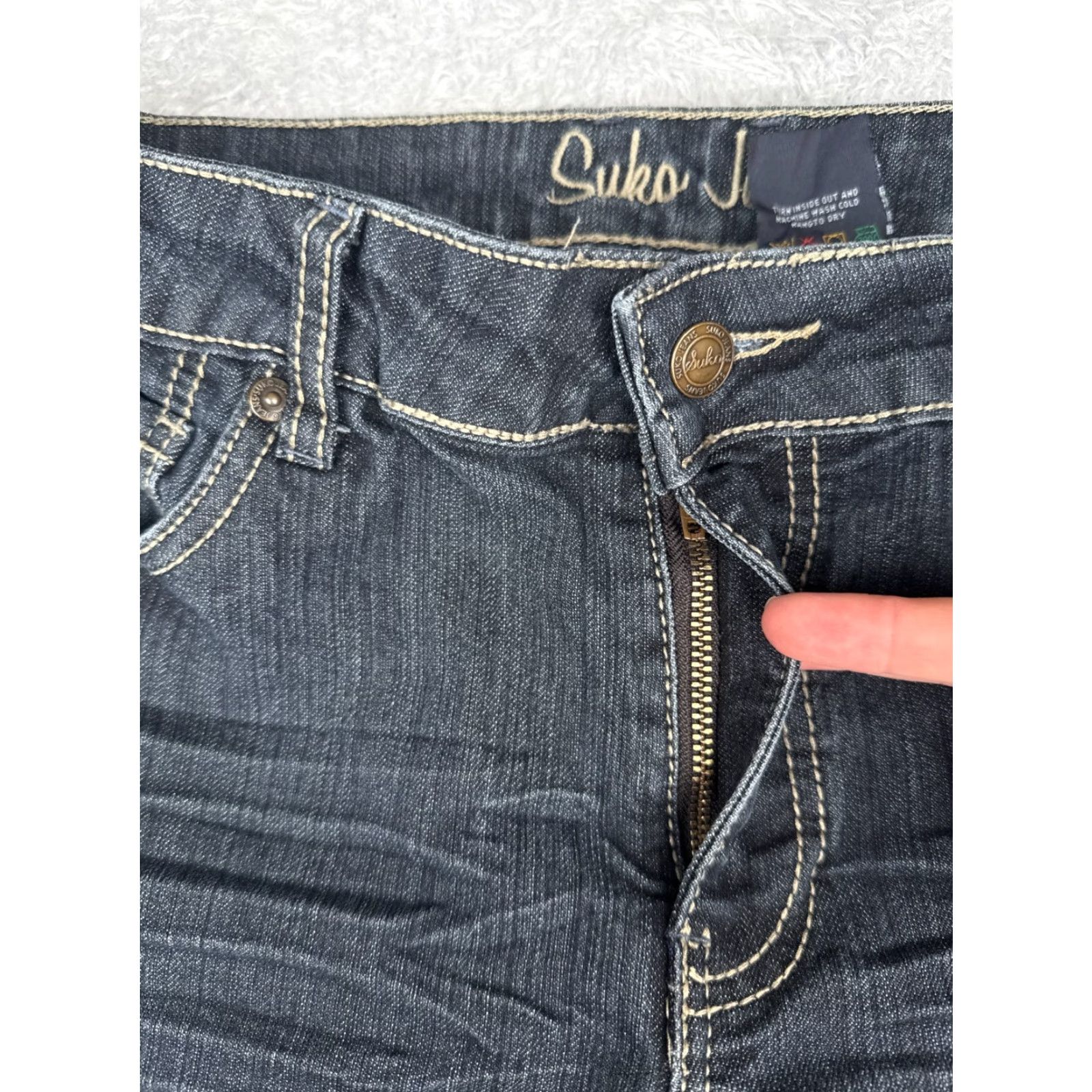 Denime Suko Jeans Women 10 Blue Denim Jean Crop Mid Rise Embellished Distressed Zipper 30x21 Bootscut Cotton Size 32" / US 10 / IT 46 - 5 Thumbnail