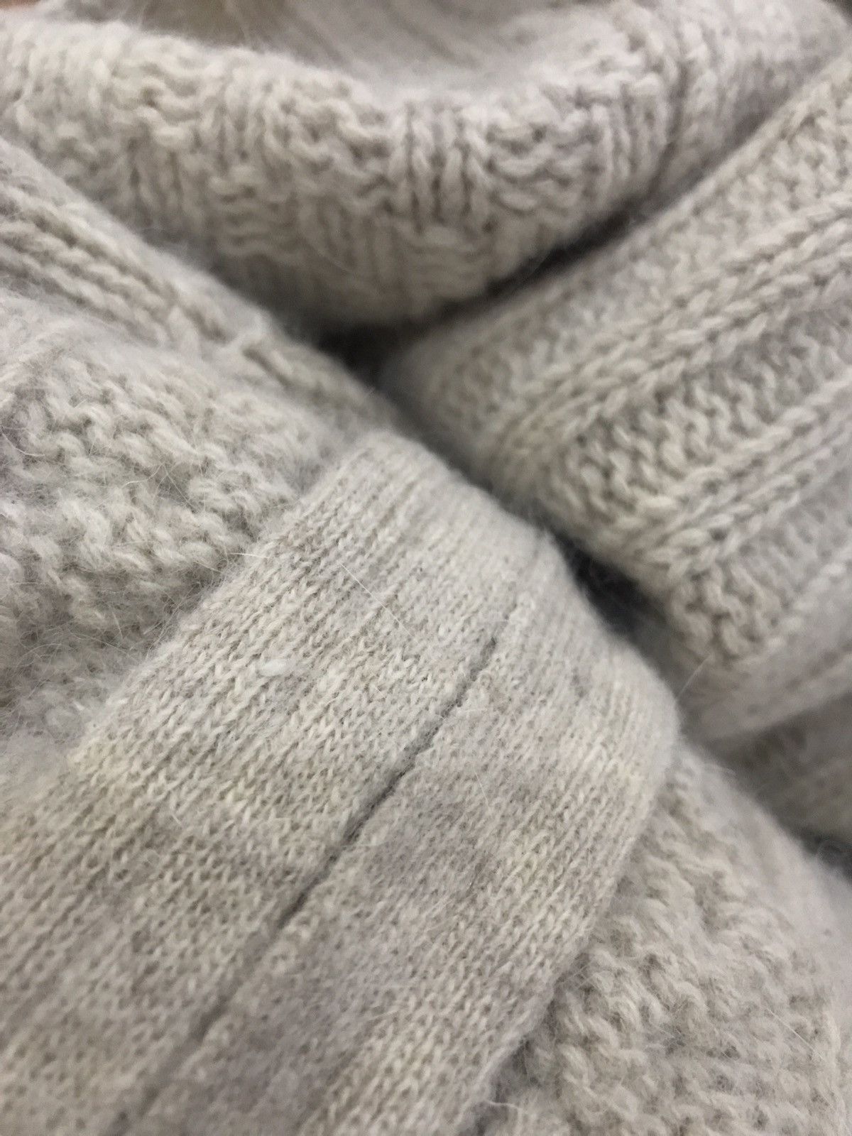 Vintage ANGORA LAMBSWOOL CABLE KNIT AND SQUARE KNITTED GILET Size L / US 10 / IT 46 - 6 Thumbnail
