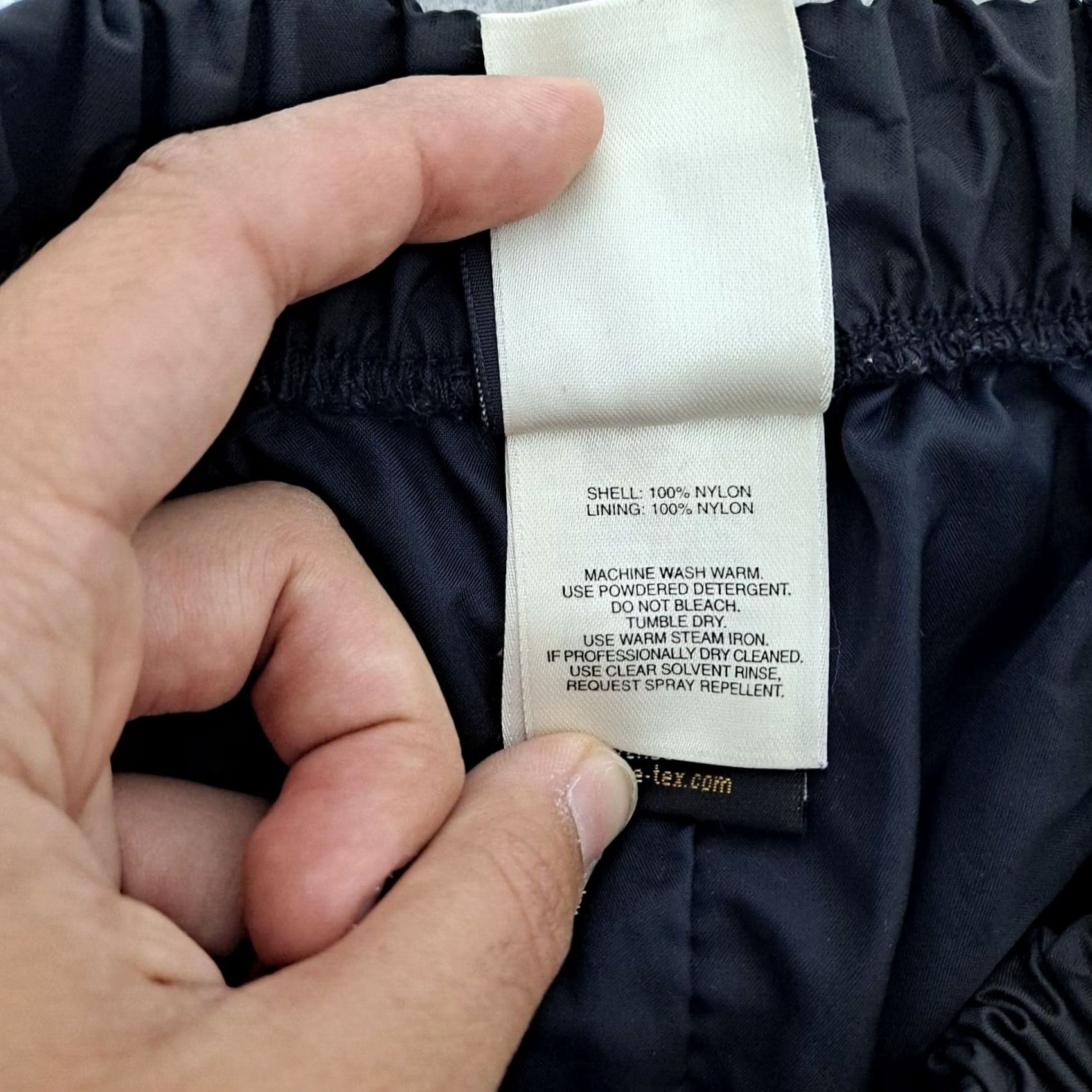 Vintage VINTAGE REI Pants Women 8 Black Gore-Tex Pull On Lightweight Outdoors Hike Camp Size 30" / US 8 / IT 44 - 7 Thumbnail