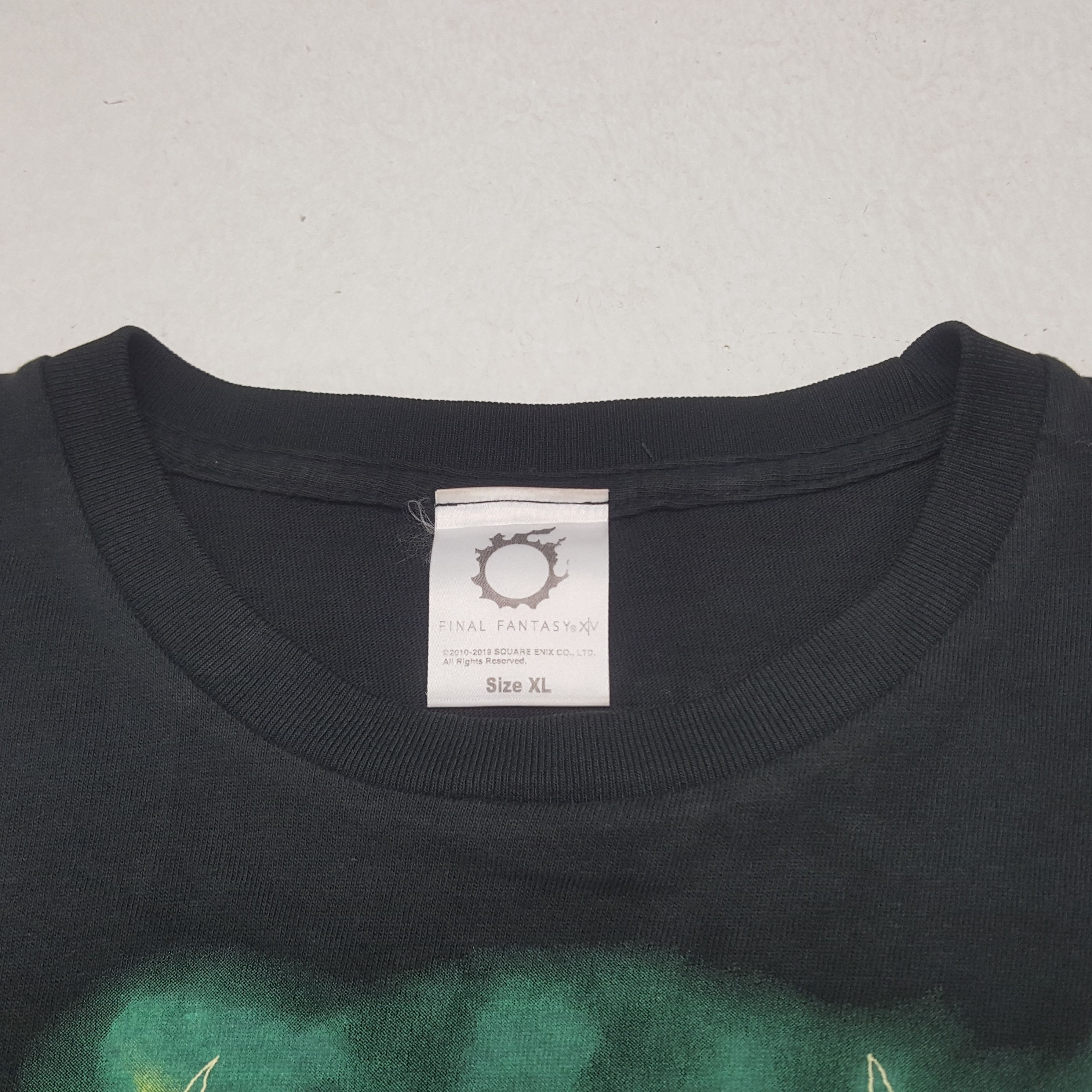 Vintage Vintage Final Fantasy Movie Tshirt Size US L / EU 52-54 / 3 - 5 Thumbnail