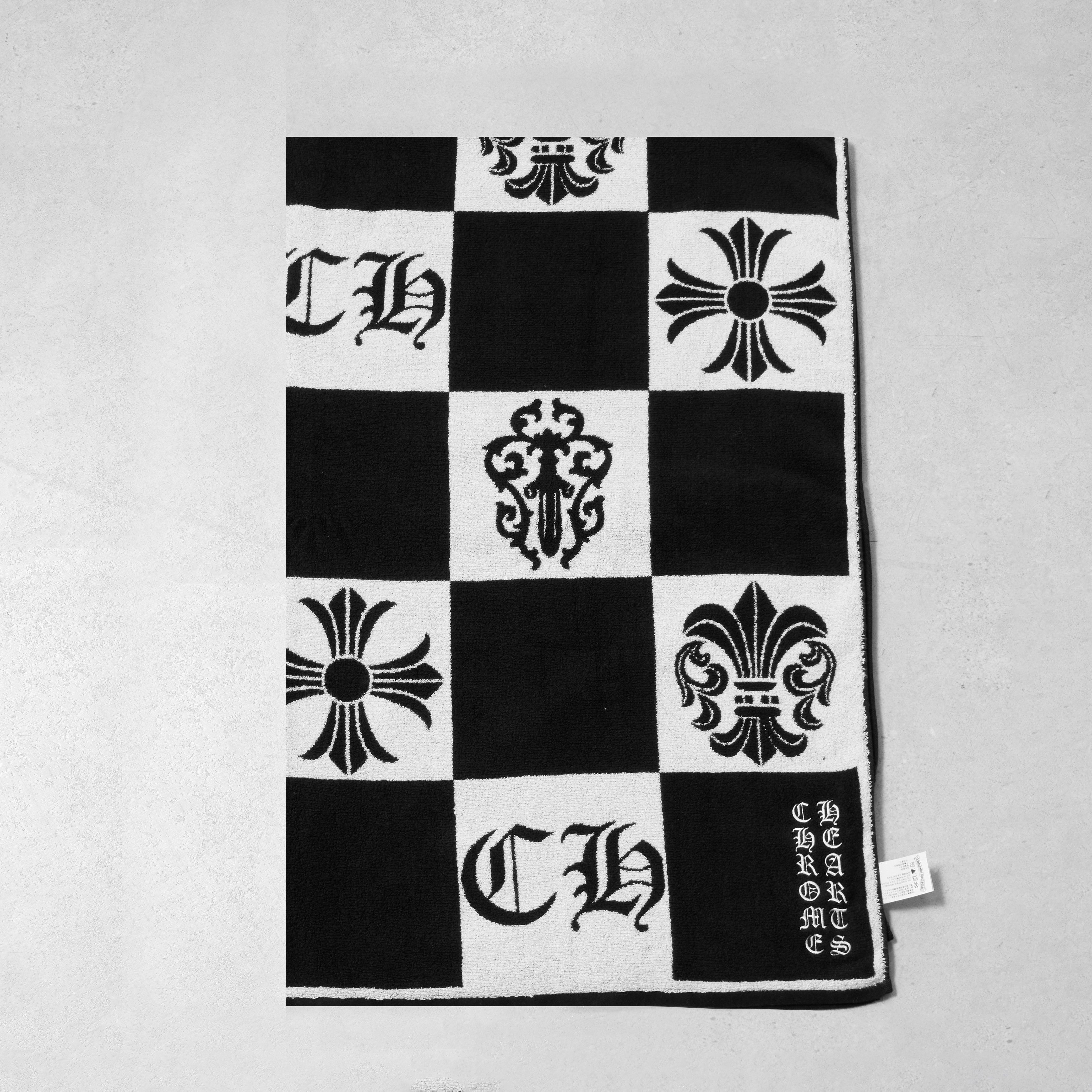 Chrome Hearts CHROME HEARTS Large Logo Checkered Beach Towel Size ONE SIZE - 3 Thumbnail