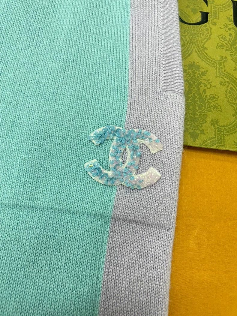 Chanel chanel 24C pink and blue cashmere knitted wide-leg trouser Size 42" / US 20 - 2 Thumbnail