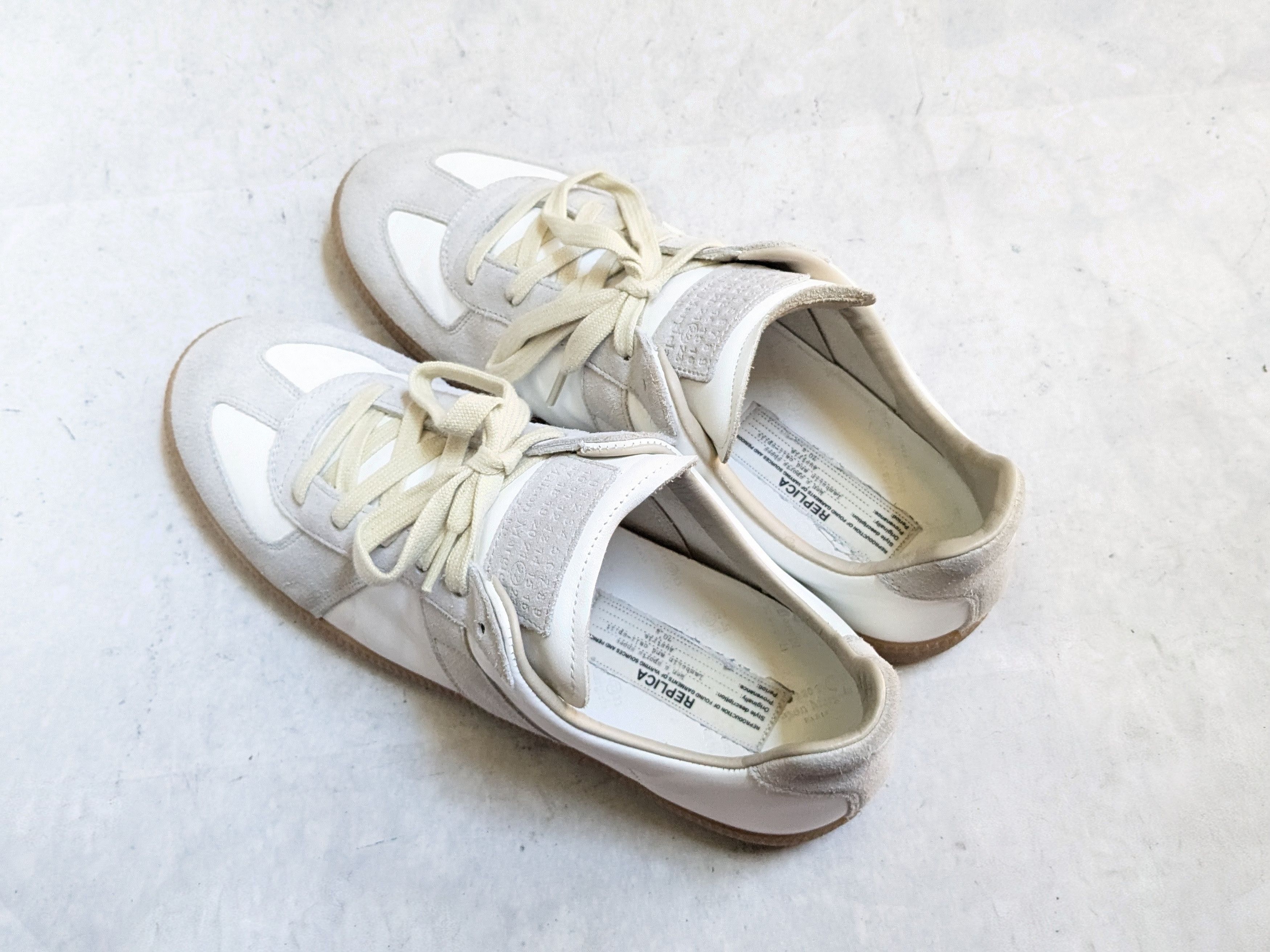 Maison Margiela Maison Margiela Replica GAT 11 44 White Gray Gum Low Tops Size US 11 / EU 44 - 14 Thumbnail