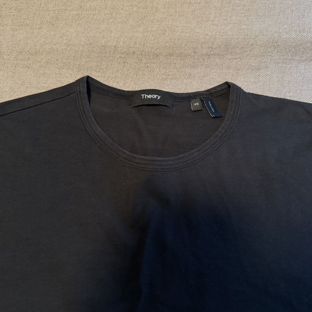 Theory Classic theory tee Size US XS / EU 42 / 0 - 2 Thumbnail