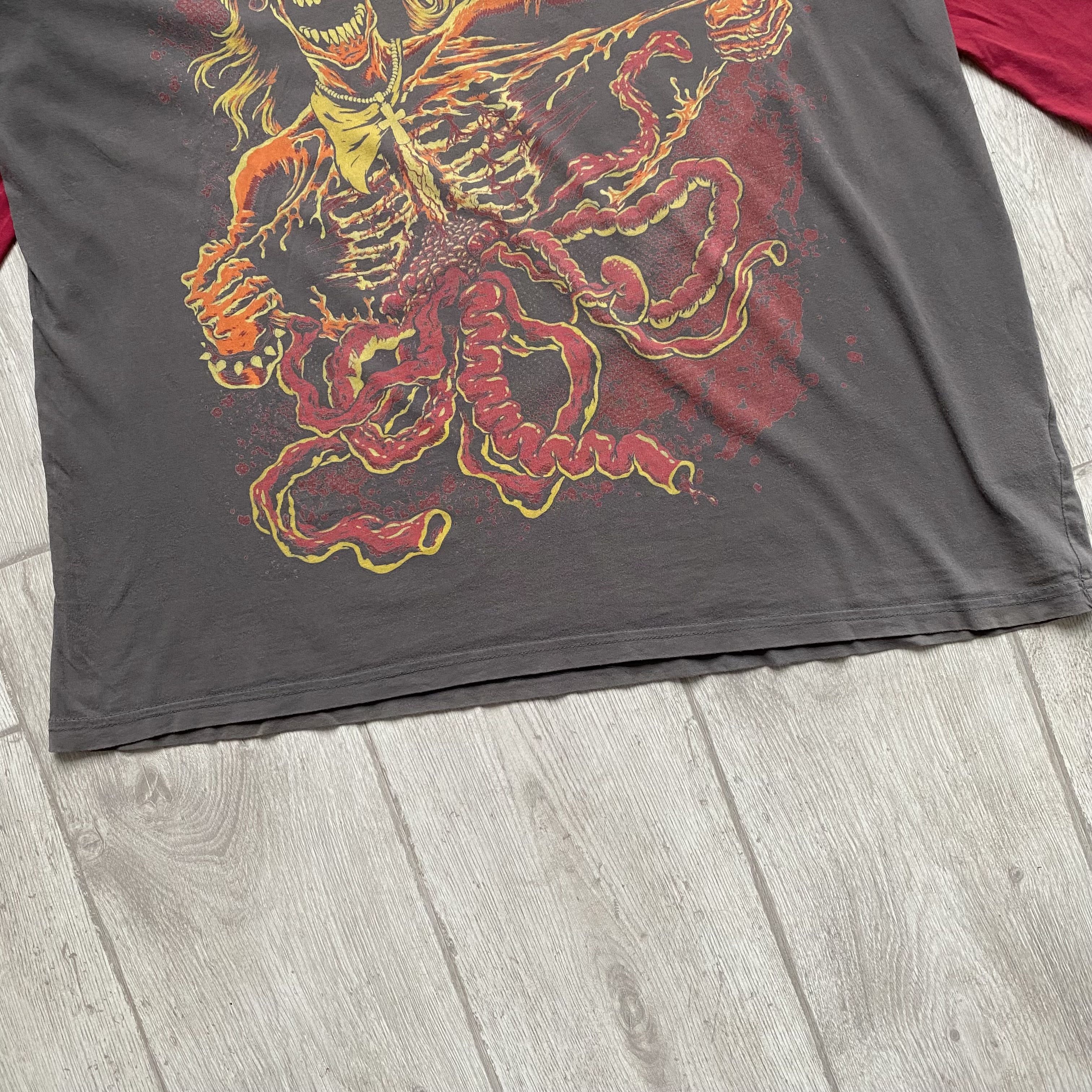 Iron Maiden Trashed Ed Hardy Style Iron Fist overprint Skull tee rock Size US XL / EU 56 / 4 - 2 Thumbnail
