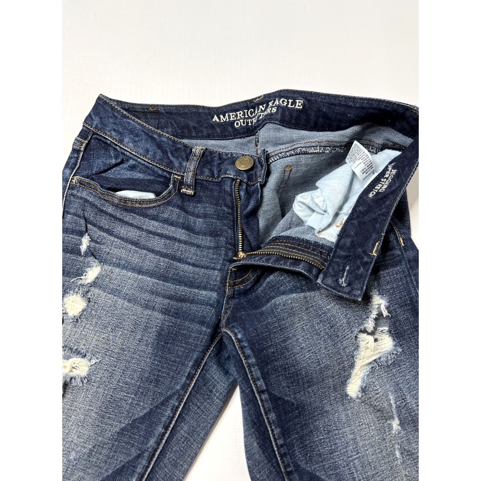 American Eagle Outfitters American Eagle AEO Super Stretch Low Rise Jegging Regular Size 6 DENIM Destroyed Size 28" / US 6 / IT 42 - 4 Thumbnail