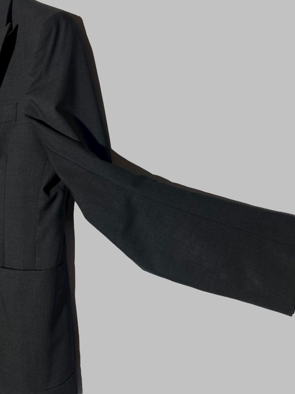Louis Vuitton Louis Vuitton Equipe Double Breasted Grey Blazer Men’s Size 44R - 17 Thumbnail