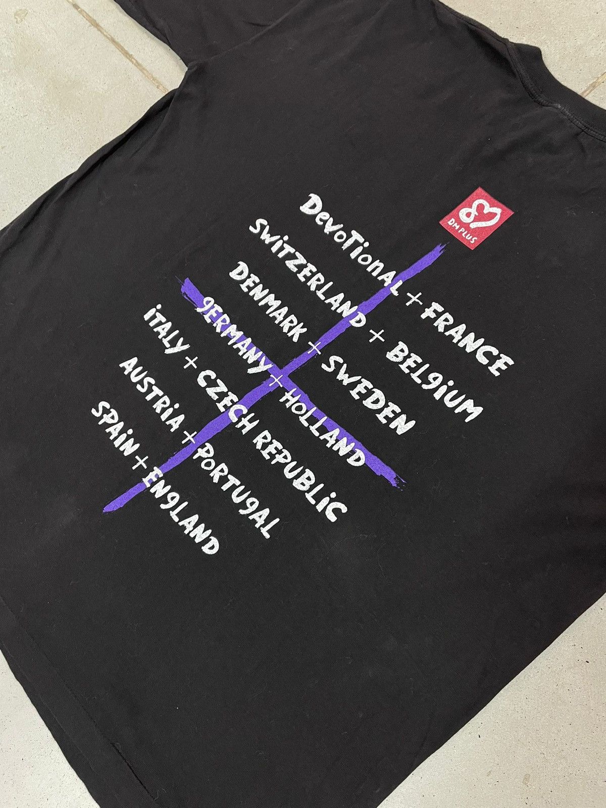 Band Tees Vintage Depeche Mode 1993 Tour Tee Shirt Size US L / EU 52-54 / 3 - 3 Thumbnail