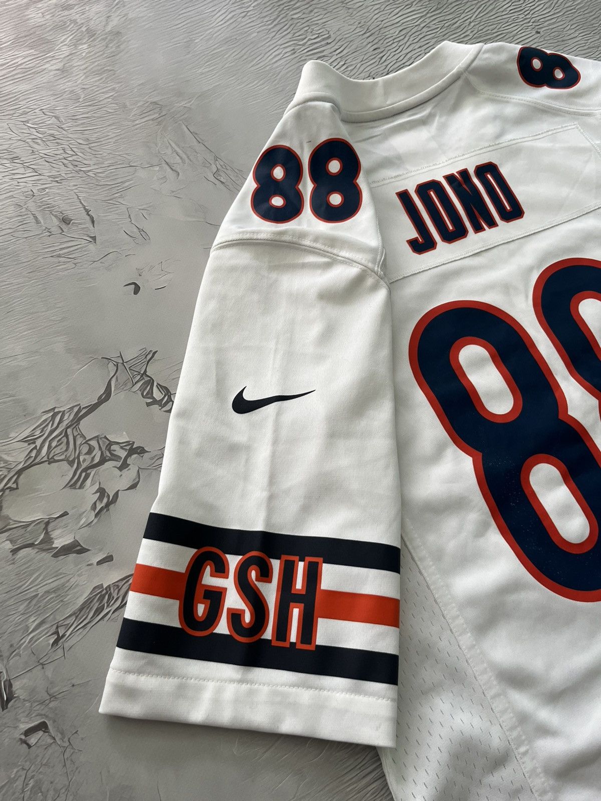 Nike Nike Chicago Bears NFL Jersey 88 Jono White Size US S / EU 44-46 / 1 - 10 Thumbnail