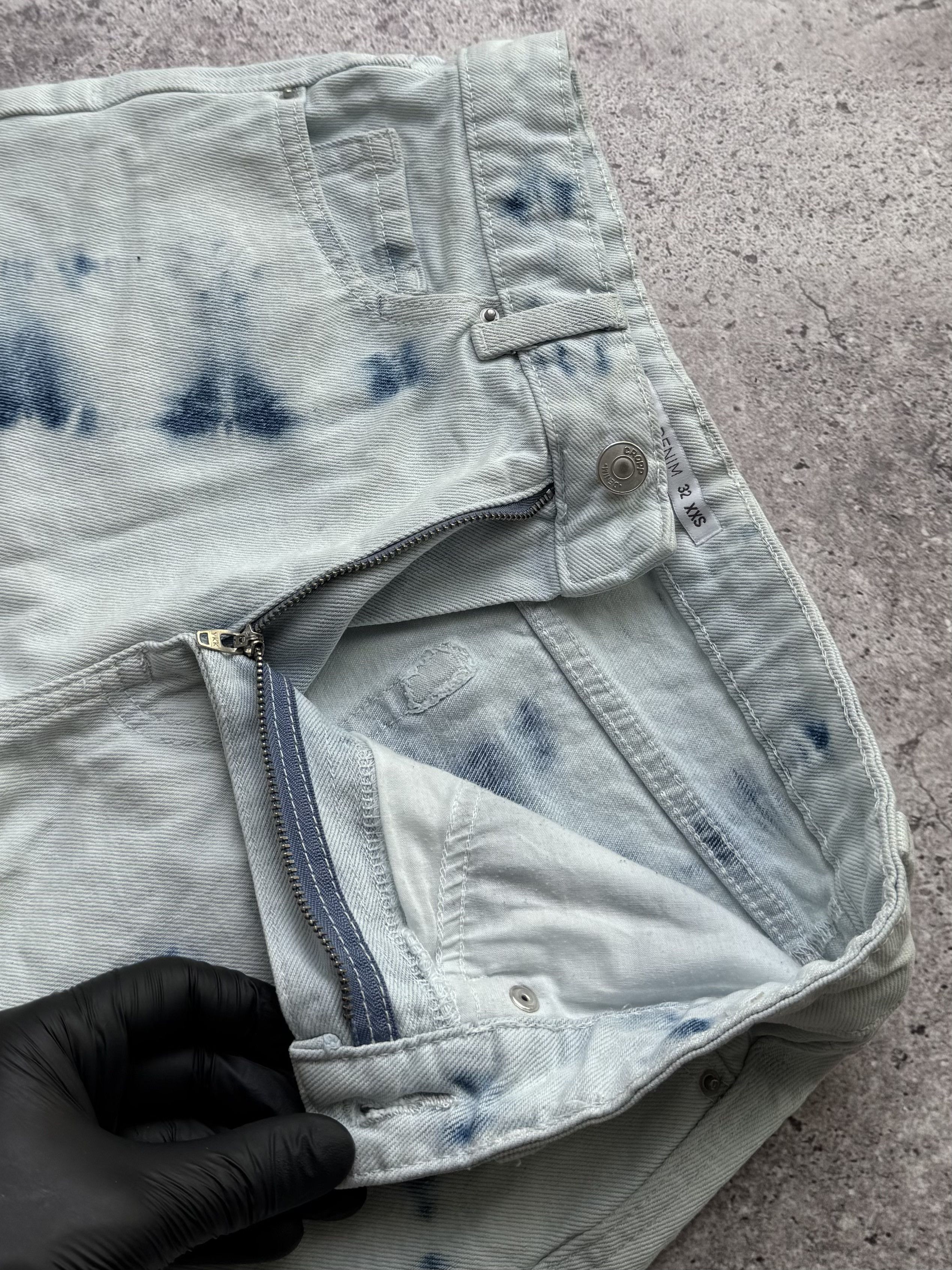 Vintage Y2K High Waisted Tie Dye Shorts Cut Off Frayed Festival (E8) Size 27" / US 4 / IT 40 - 3 Thumbnail