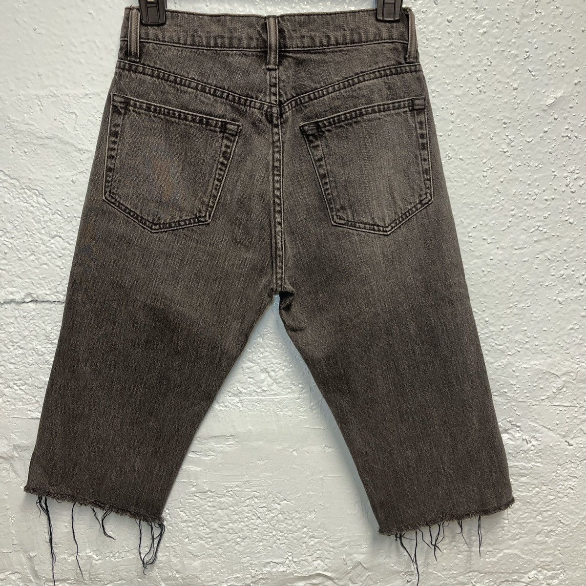 Helmut Lang Helmut Lang Distressed Denim Shorts Size 24" / US 00 / IT 34 - 2 Thumbnail