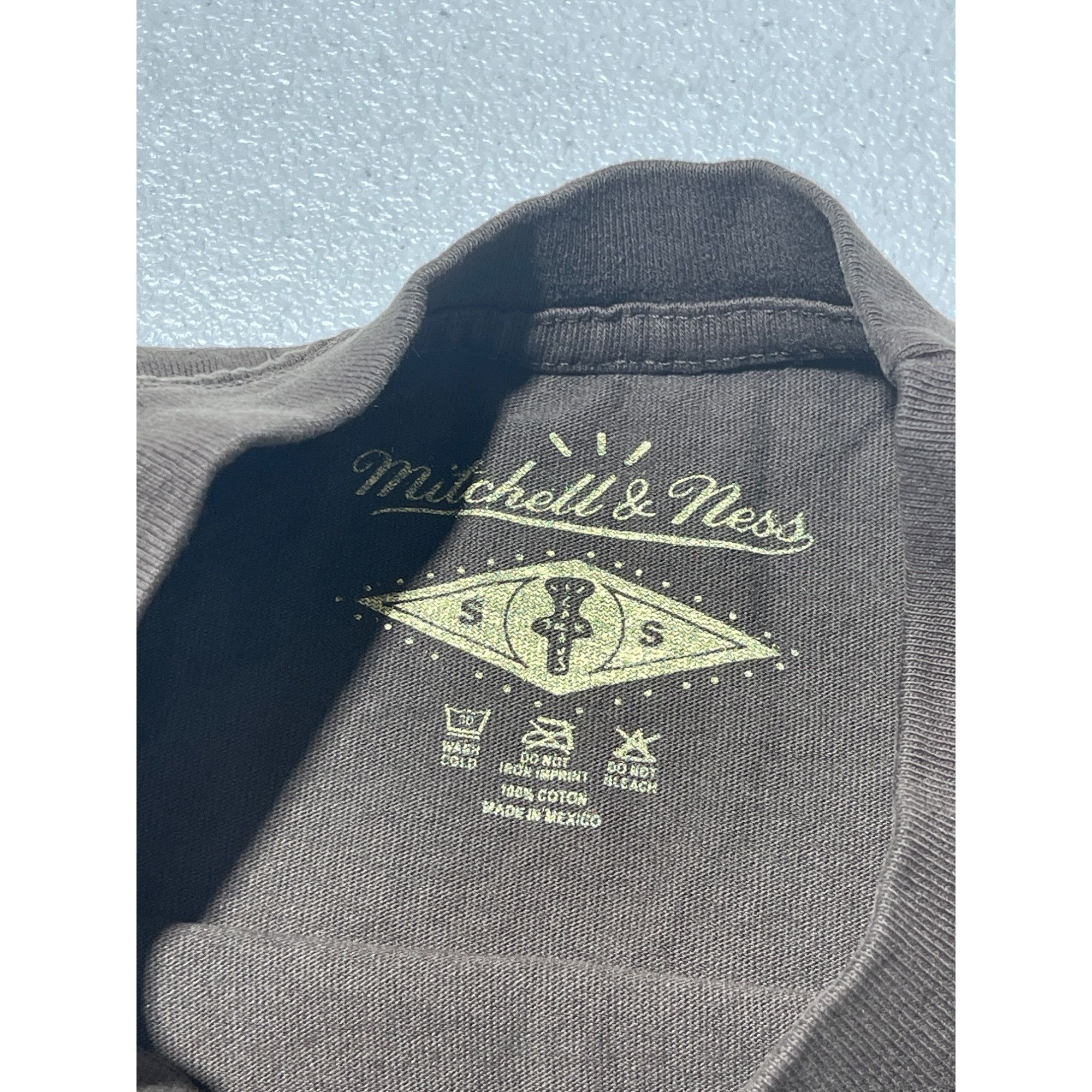 Mitchell & Ness × Travis Scott TRAVIS SCOTT CACTUS JACK x MITCHELL & NESS TEXAS LONGHORNS S Size US S / EU 44-46 / 1 - 3 Thumbnail