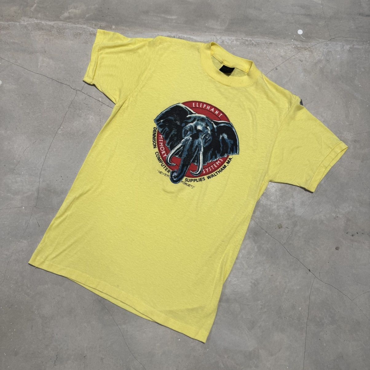 Other Vintage 80s Elephant Memory Systems T Shirt Size US S / EU 44-46 / 1 - 1 Thumbnail