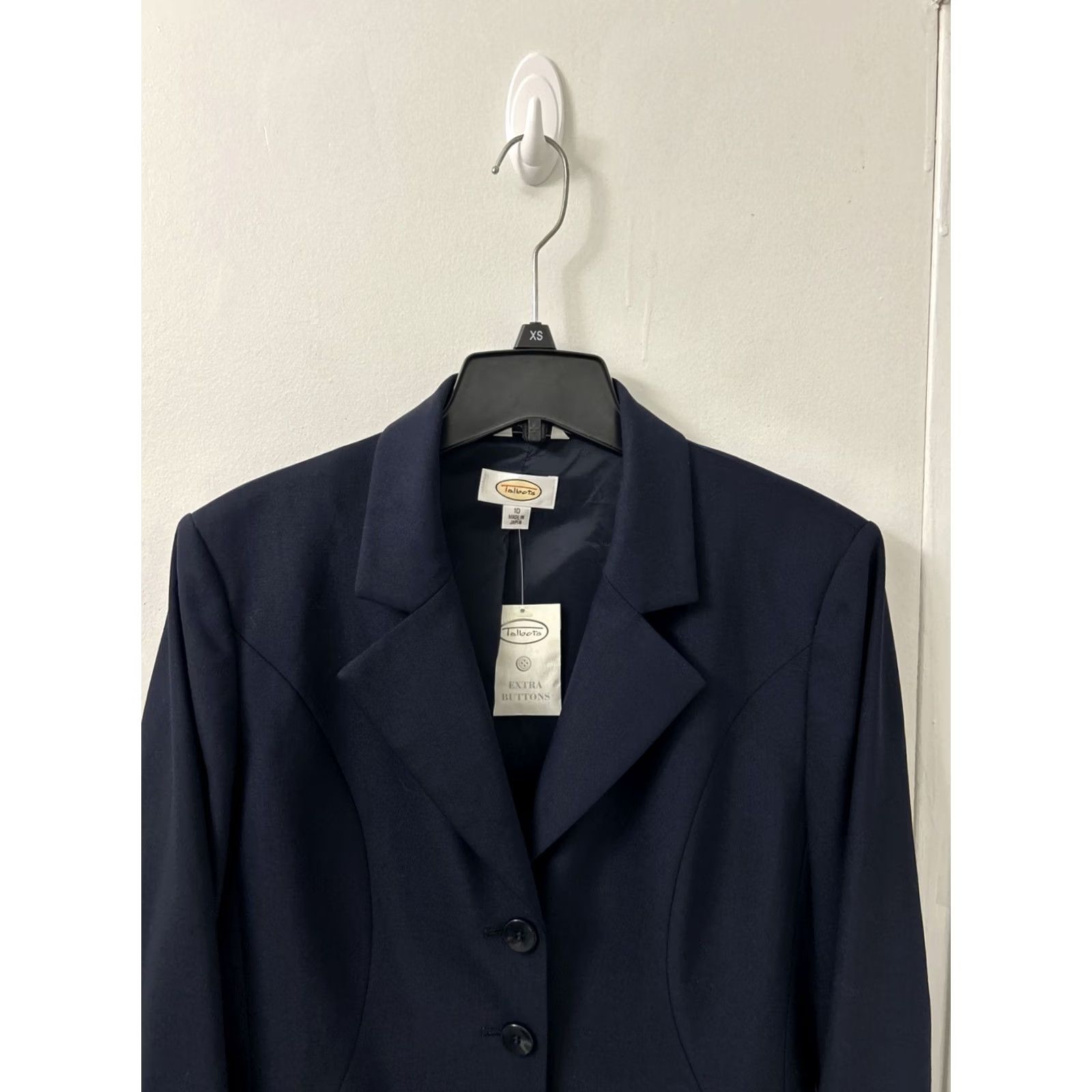 Talbots Talbots Blazer Womens 10 Blue Wool Jacket Italian Fabric 3 Buttons Made In Japan Size L / US 10 / IT 46 - 2 Thumbnail