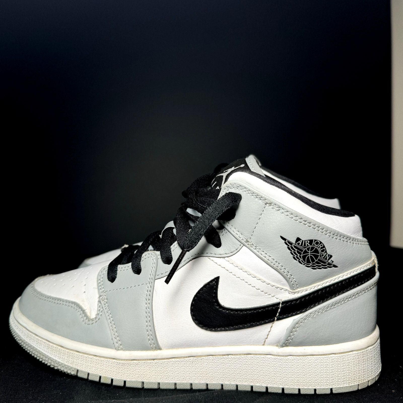 Jordan Brand × Nike Air Jordan 1 Mid GS Light Smoke Grey Men's Shoes - Size 5.5 Size US 5.5 / EU 38 - 8 Thumbnail
