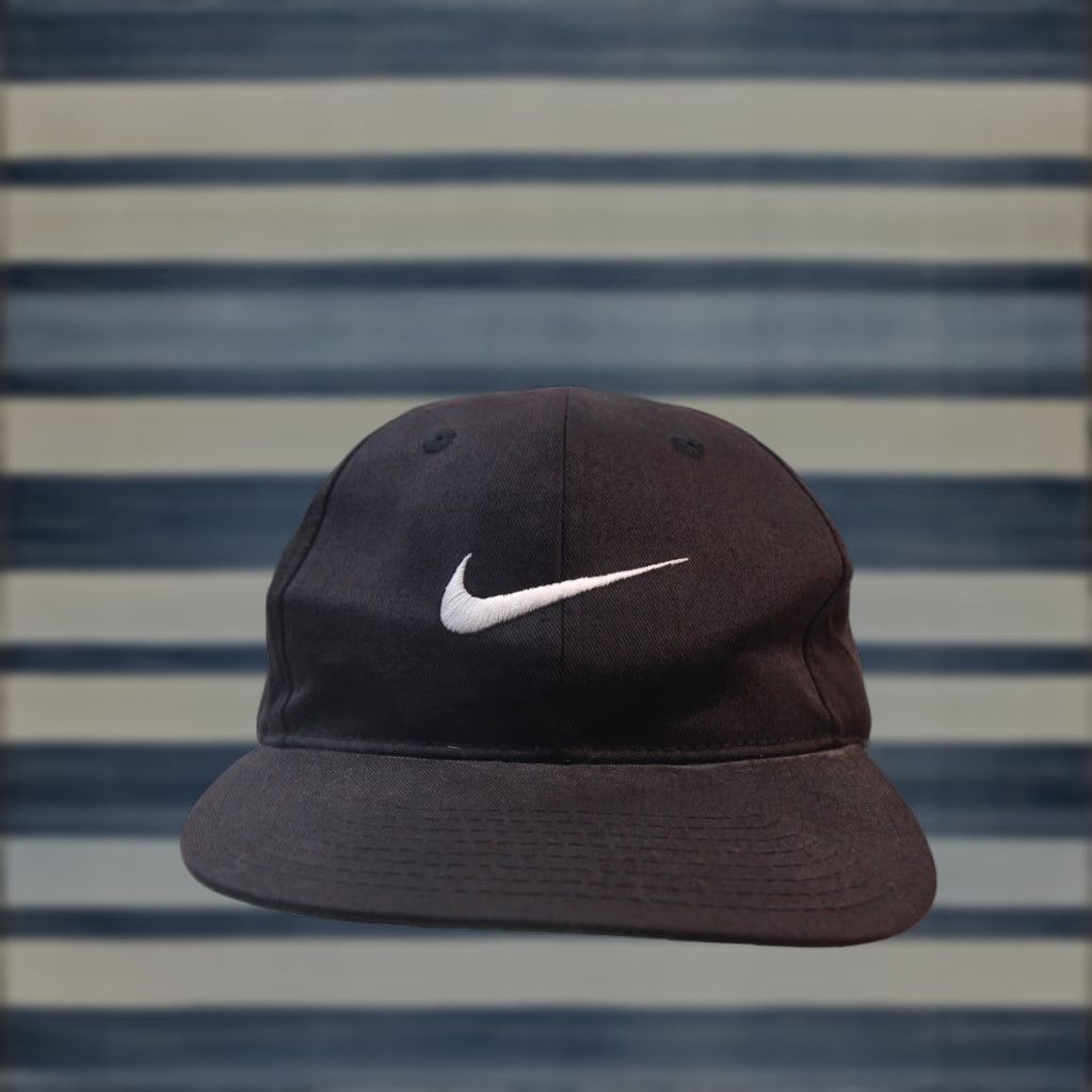 Nike Vintage Nike Swoosh Snapback Cap 90s Black Cap Mens OS Snapback 90s Nike Swoosh Black Mens OS Size ONE SIZE - 1 Thumbnail