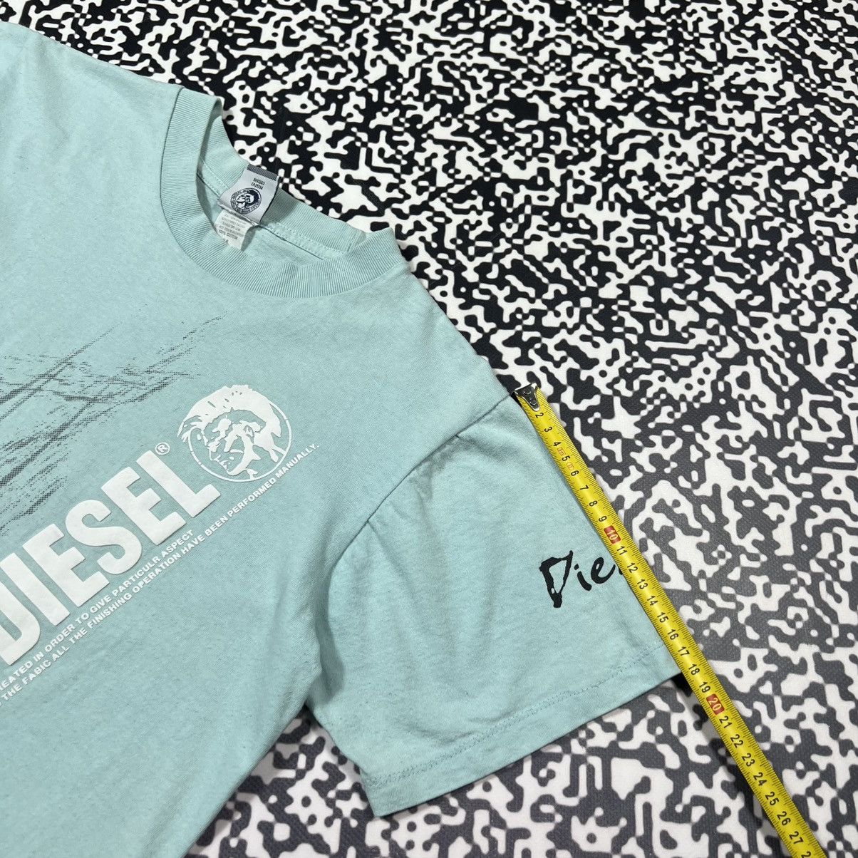 Diesel Vintage 90s Diesel Japanese Big Logo Abstract Print T-shirt Size M / US 6-8 / IT 42-44 - 18 Thumbnail