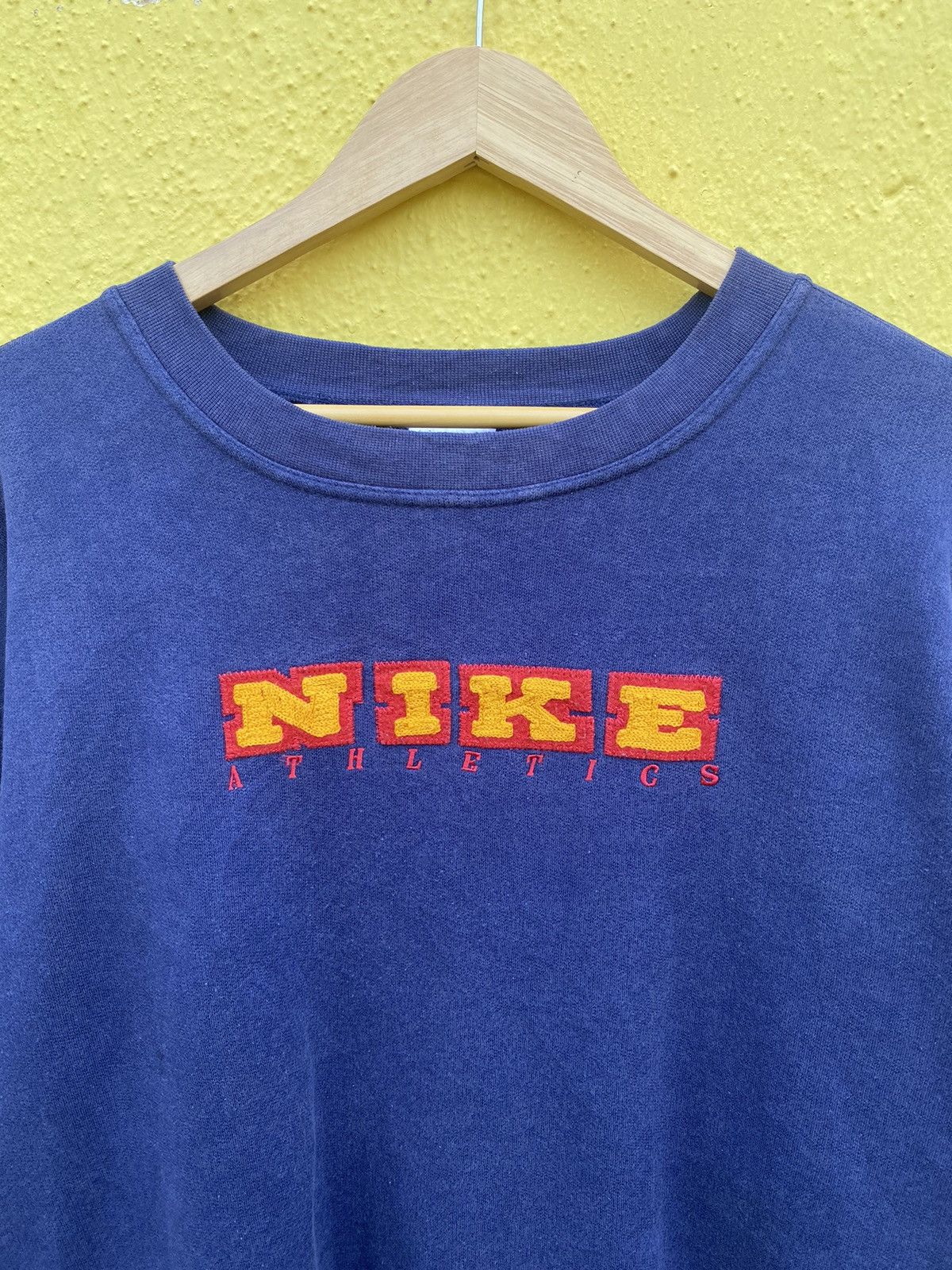Vintage Vintage Nike big logo spell out embroidery faded sweatshirt Size US XL / EU 56 / 4 - 8 Thumbnail