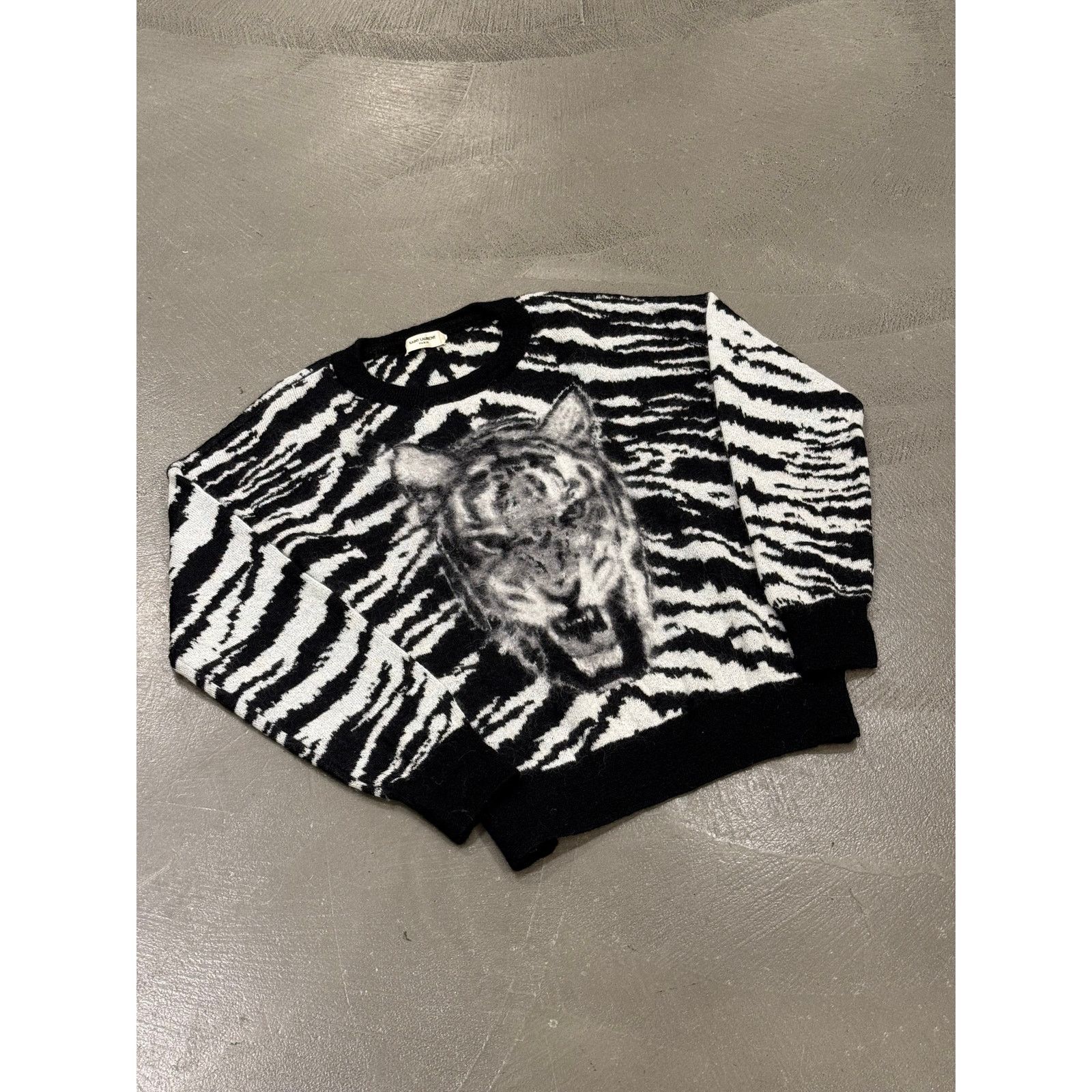 Saint Laurent Paris 2015 Saint Laurent Paris by Hedi Slimane tiger stripe knit Size XS / US 0-2 / IT 36-38 - 2 Thumbnail