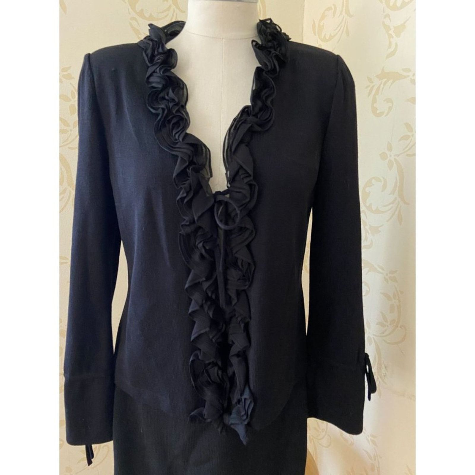 St. John Ladies Size 4-6 St. John Evening by Marie Gray Jac Size S / US 4 / IT 40 - 2 Thumbnail