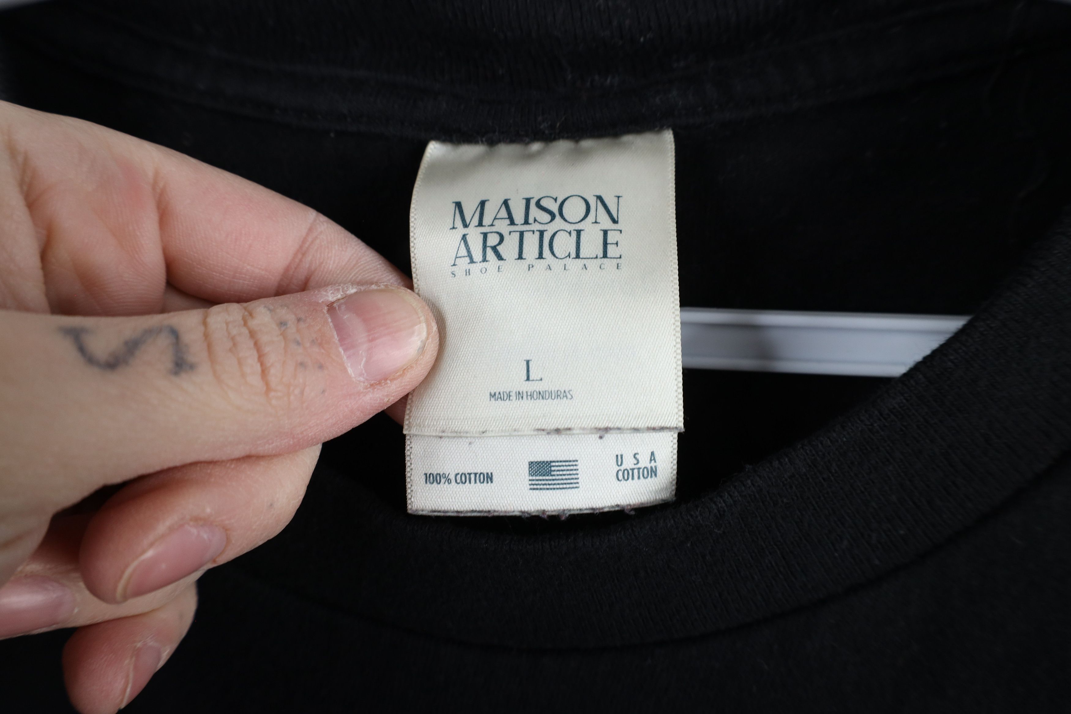 Vintage Vintage 90s Streetwear Heavyweight Cotton T-Shirt Black Size US L / EU 52-54 / 3 - 6 Thumbnail