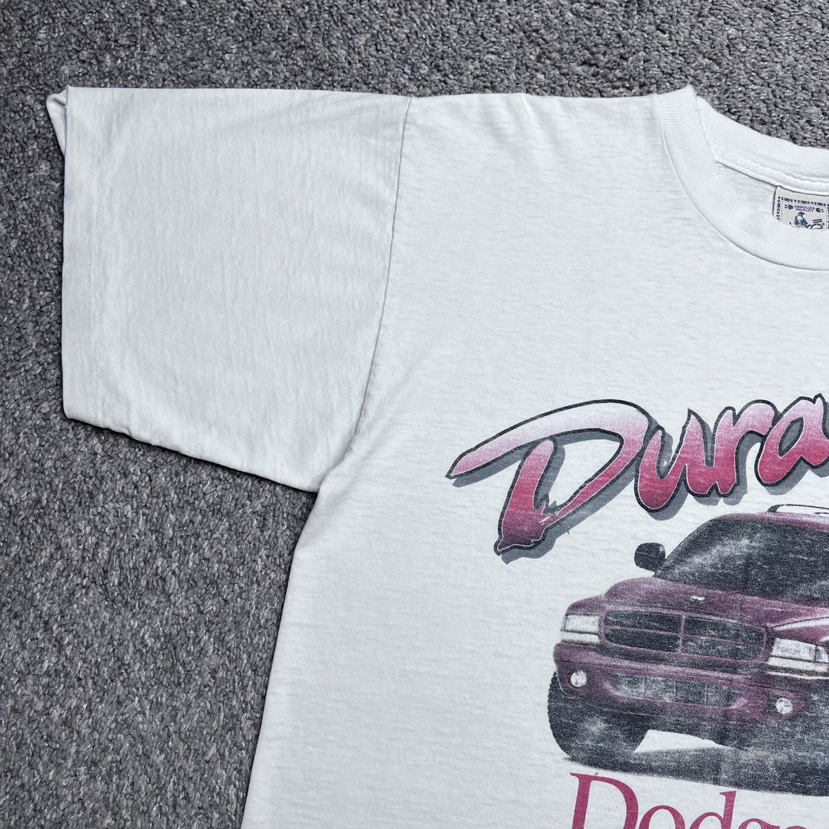 Other Vintage 1999 Dodge Durango SUV Truck Promo Graphic T-Shirt Size US L / EU 52-54 / 3 - 9 Thumbnail