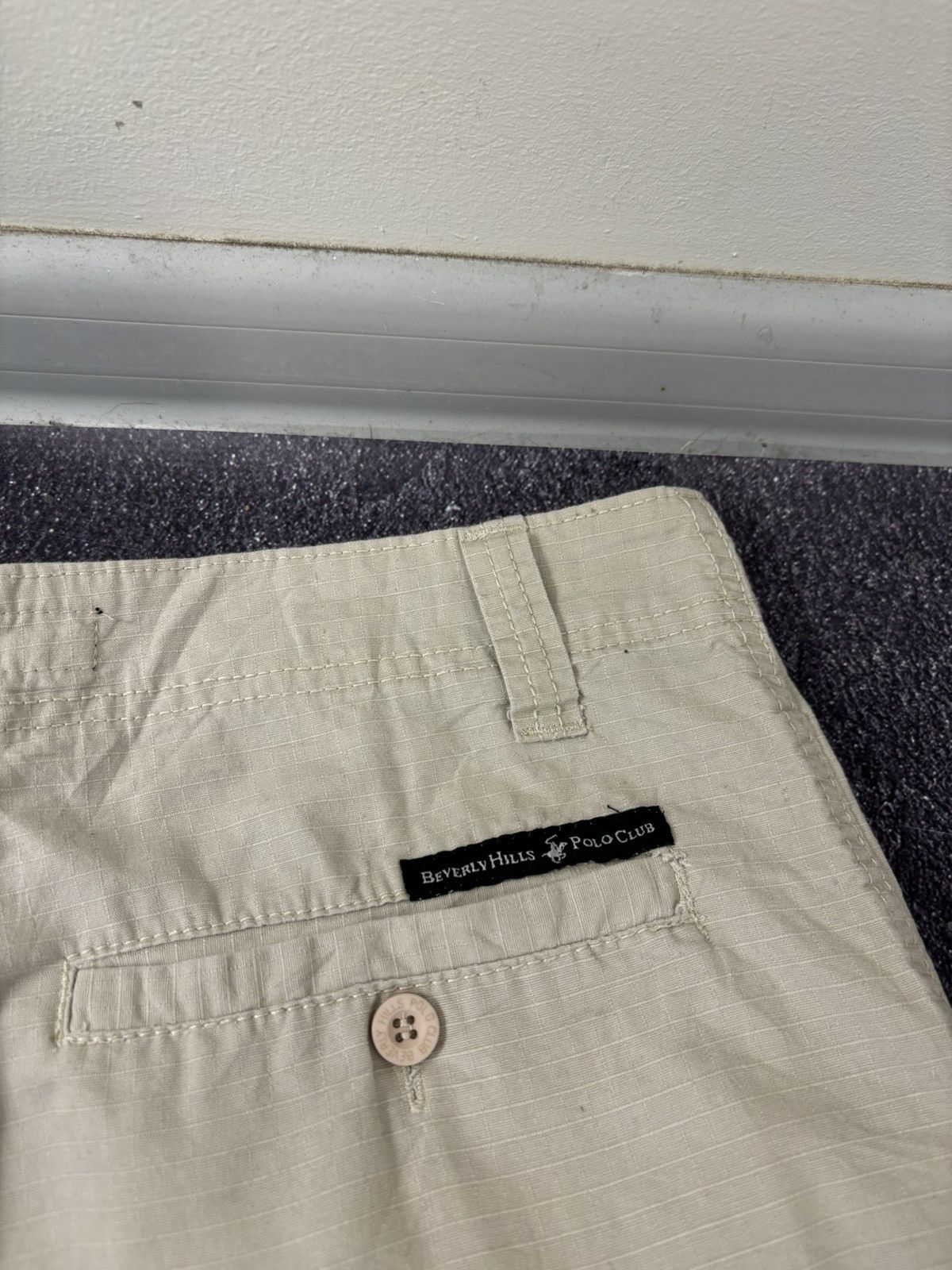 Beverly Hills Polo Club Beverly Hills Polo Club Y2K Bondage Utility Cargo Shorts Size US 32 / EU 48 - 16 Thumbnail