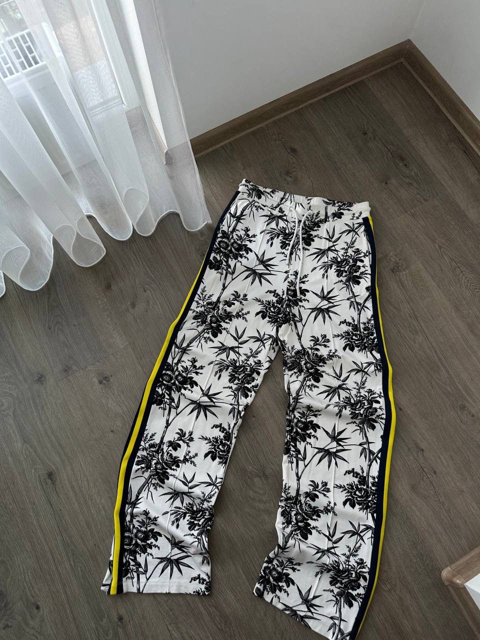 Essentiel Antwerp × Vintage Vintage Essentiel Antwerpen White Floral Pants Size 30" / US 8 / IT 44 - 7 Thumbnail
