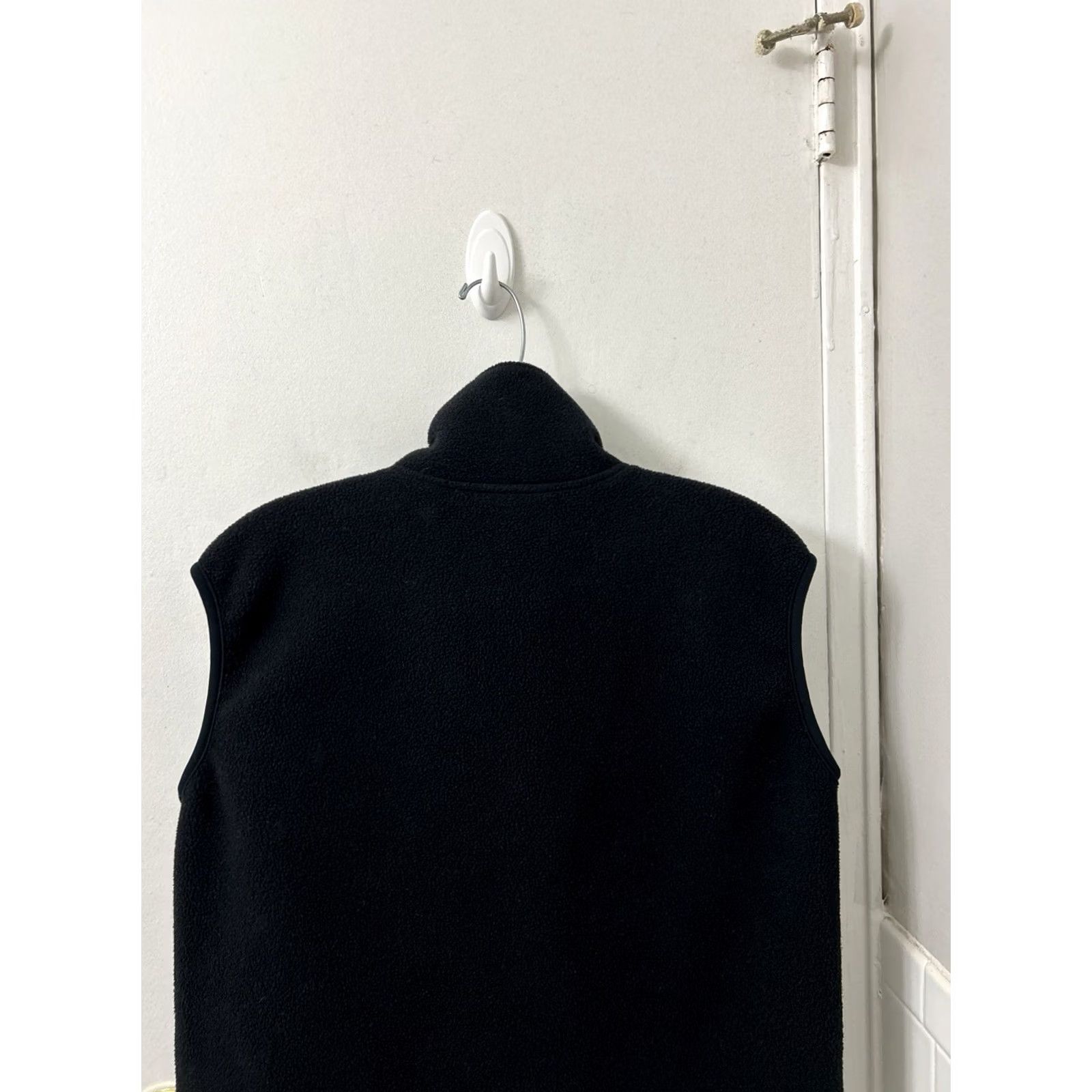 Vintage Solstice Polartec Fleece Vest Womens Small Black Full Zip USA Made Hiking Vest Solstice Logo Zipper Pocket Womens Activewear Vest Size S / US 4 / IT 40 - 7 Thumbnail