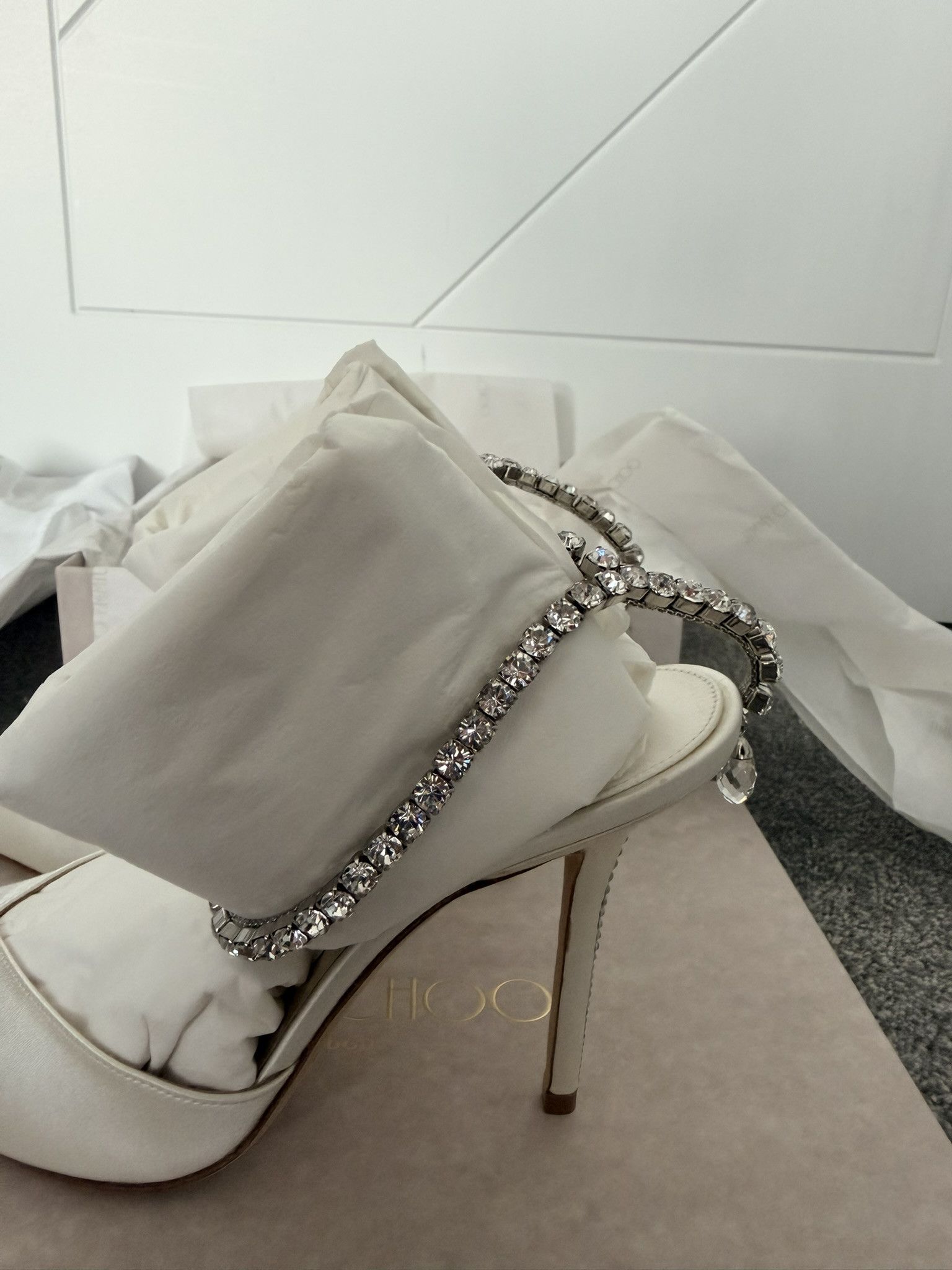 Jimmy Choo Jimmy Choo Saeda 100 l 39 EU Ivory/Crystal Size US 9 / IT 39 - 2 Thumbnail