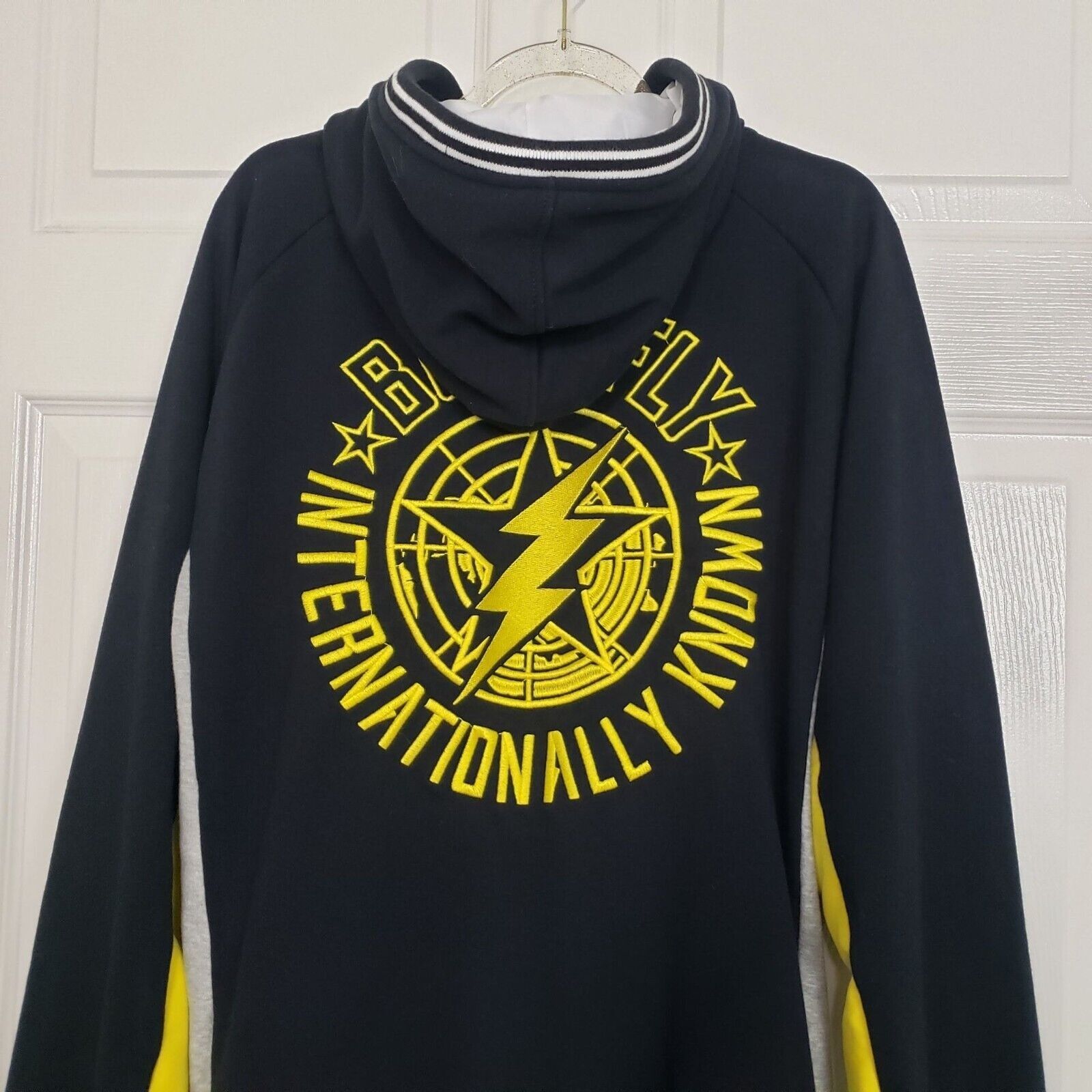 Born Fly Born Fly Bora Bora Embroidered Hoodie Mens Size Medium Full Size US M / EU 48-50 / 2 - 10 Thumbnail