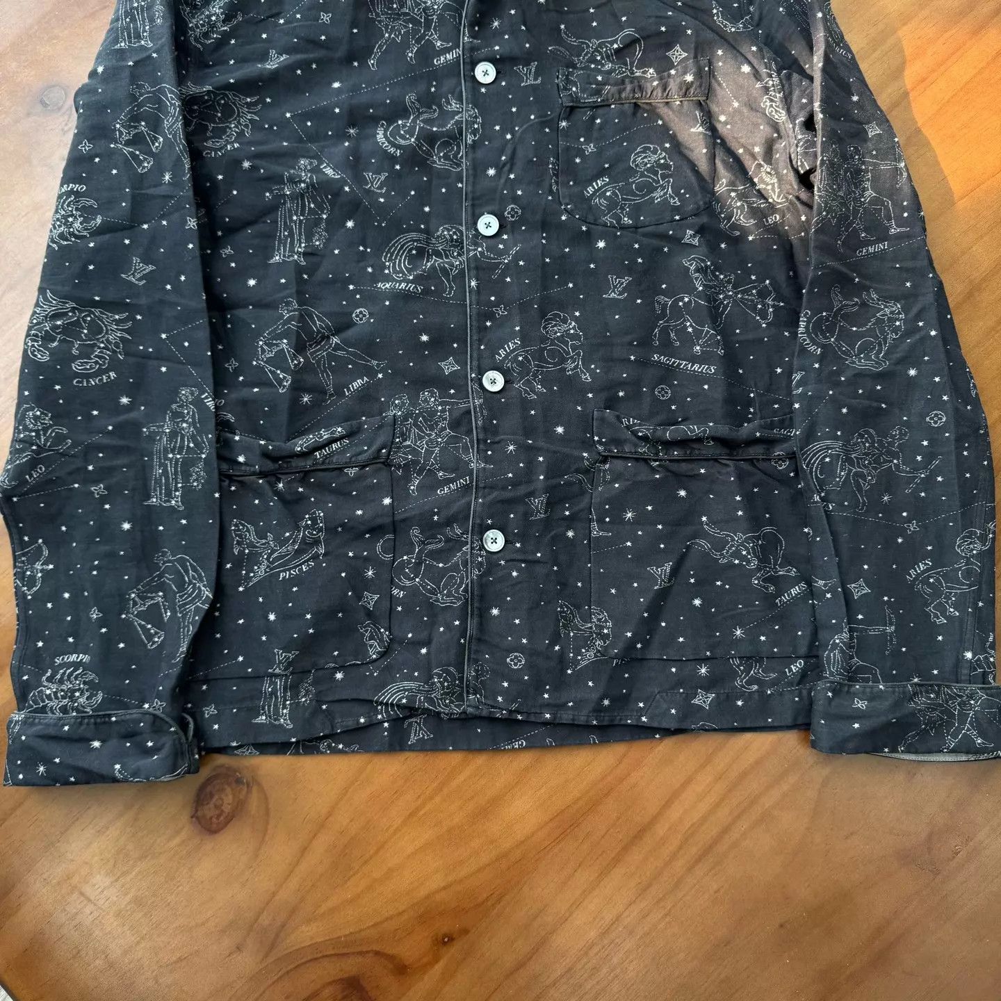 Louis Vuitton LV Zodiac Shirt Size S Size US S / EU 44-46 / 1 - 4 Thumbnail