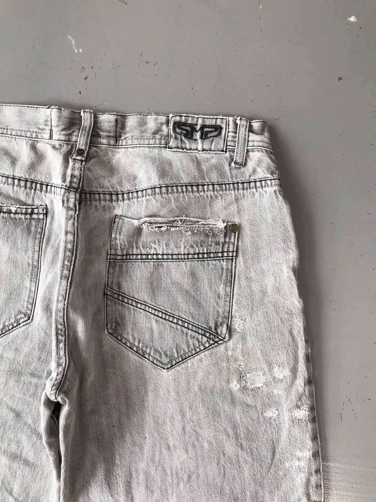 Designer Vintage SMP Embroidery Denim Jorts Size US 34 / EU 50 - 9 Thumbnail