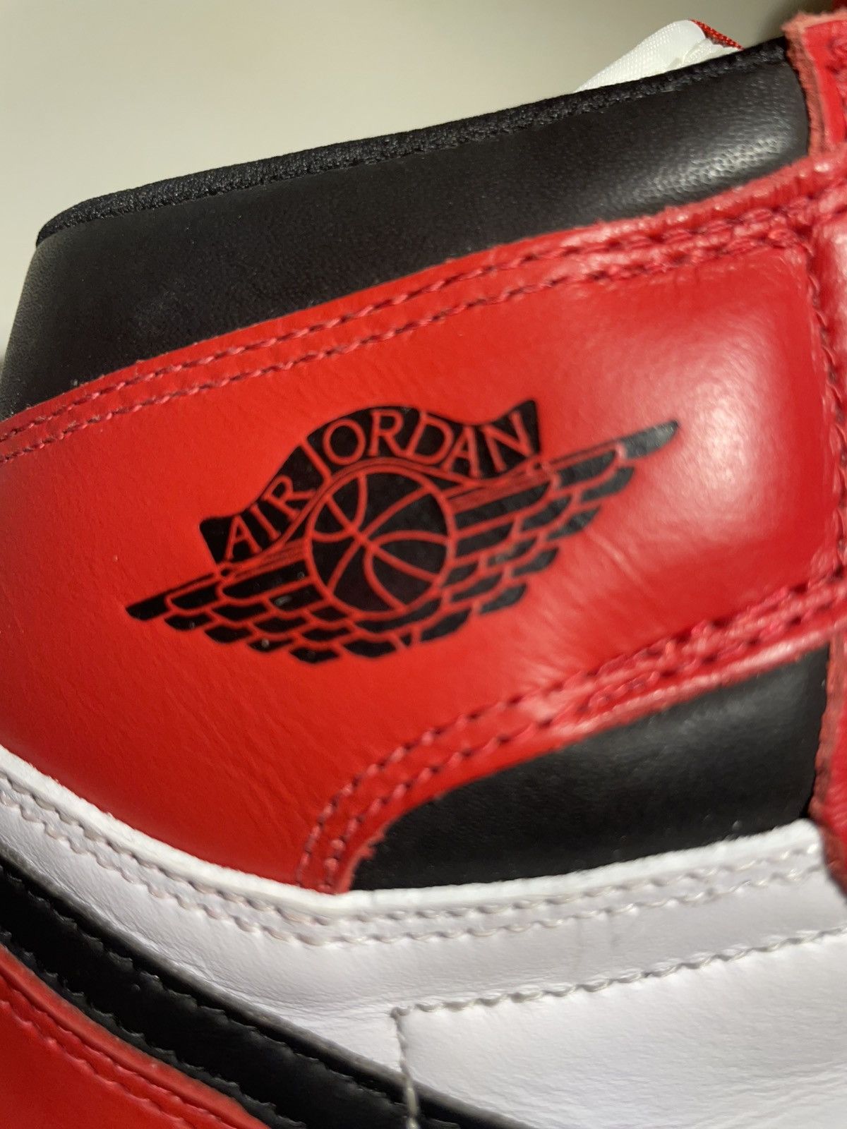 Nike Jordan 1 High Chicago 1994 Size US 11 / EU 44 - 4 Thumbnail