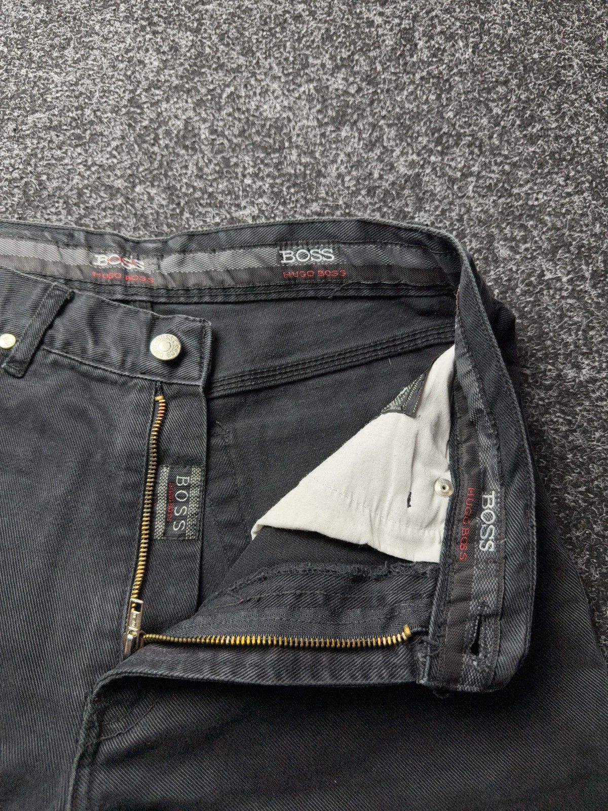 Hugo Boss Retro VNTG 90s Hugo Boss Faded Black Pants Straight Fit Y2K Size US 30 / EU 46 - 8 Thumbnail
