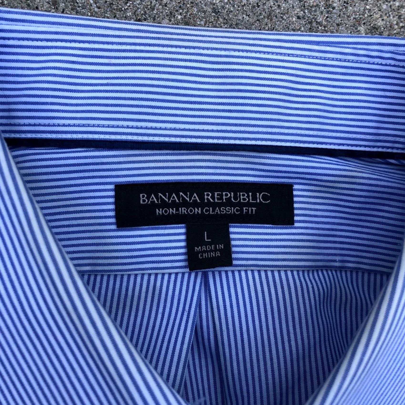 Banana Republic Banana Republic Button Down Dress Shirt Mens LG Non Iron Striped Shirt Adults Large Blue Mens Size 42R - 3 Thumbnail