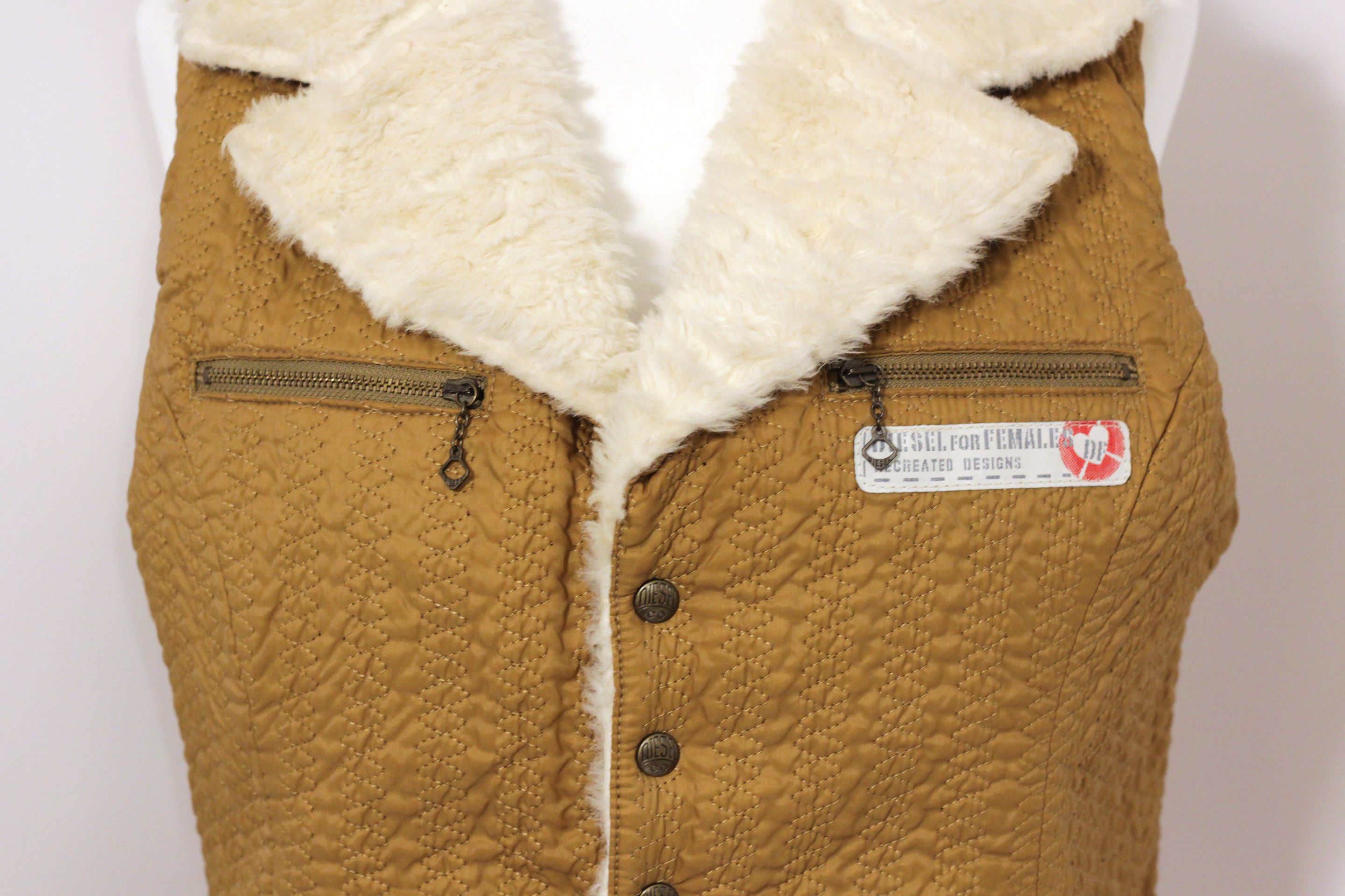 Diesel VIntage Diesel Industry Y2K quilted faux fur short vest Size M / US 6-8 / IT 42-44 - 4 Thumbnail