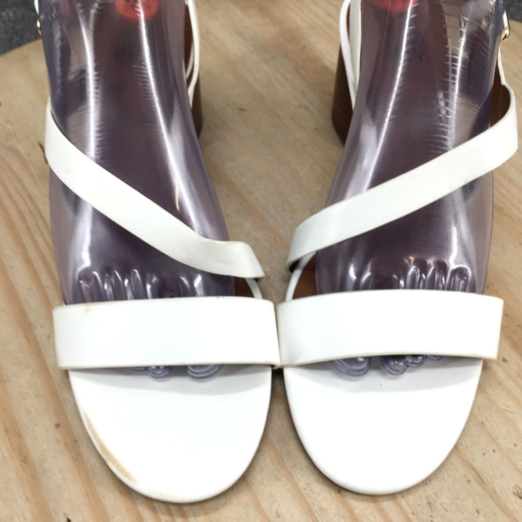 Naturalizer Naturalizer Sandals Womens 9.5M Kendall Slingback White Faux Leather Block Heels Size US 10 / IT 40 - 6 Thumbnail