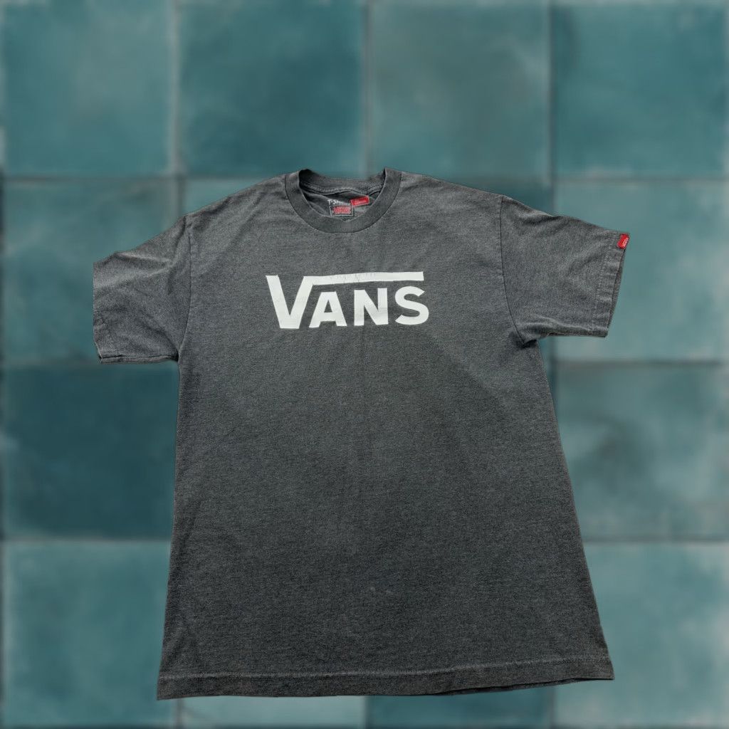 Vans VANS Shirt Mens Large Gray Short Sleeve Classic Logo 90s California Tee Size US L / EU 52-54 / 3 - 1 Thumbnail