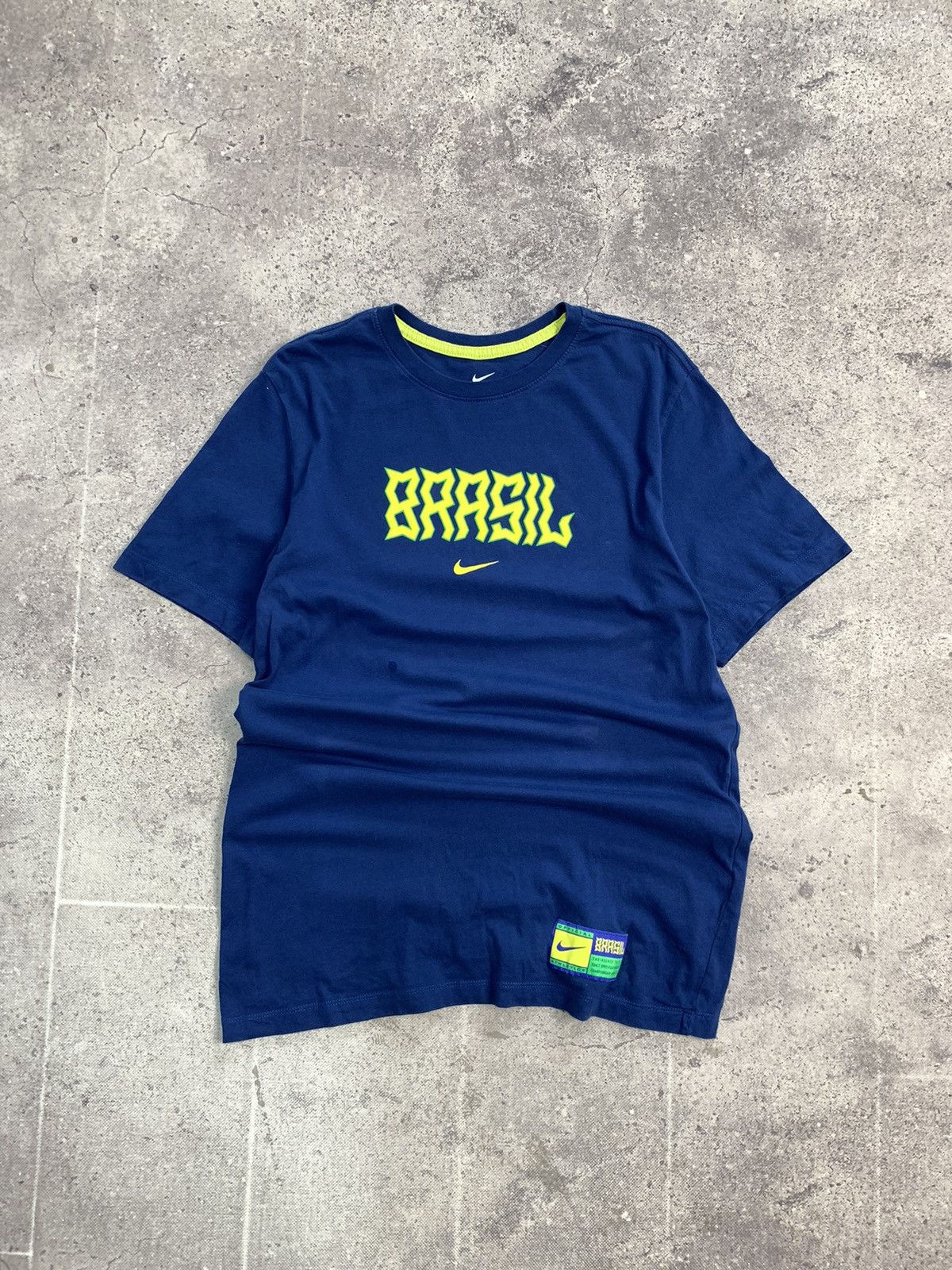 Nike × Vintage Vintage Y2K T-shirt Brazil sk8 faded Blockcore style Size US M / EU 48-50 / 2 - 1 Thumbnail
