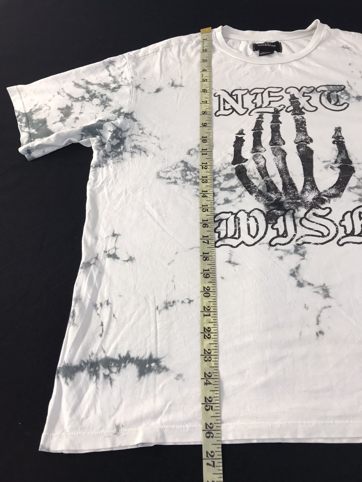 Designer Pull & Bear Next Wish Hand Bone Acid Wash Style Printed Tee Size US L / EU 52-54 / 3 - 9 Thumbnail
