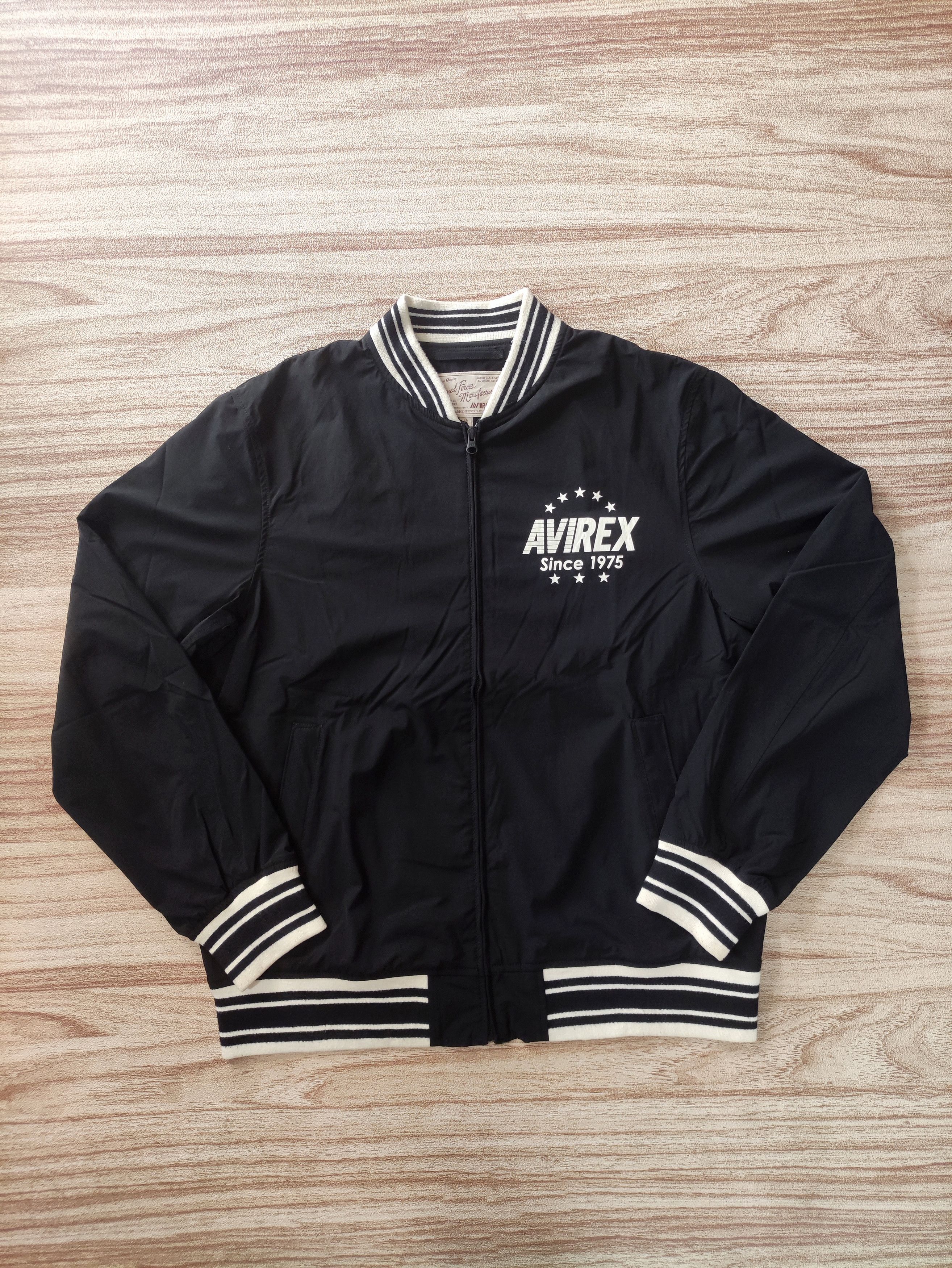 Avirex × Vintage AVIREX USA ATHLETICS WATERPROOF VARSITY BOMBER NYLON JACKET Size US XL / EU 56 / 4 - 3 Thumbnail