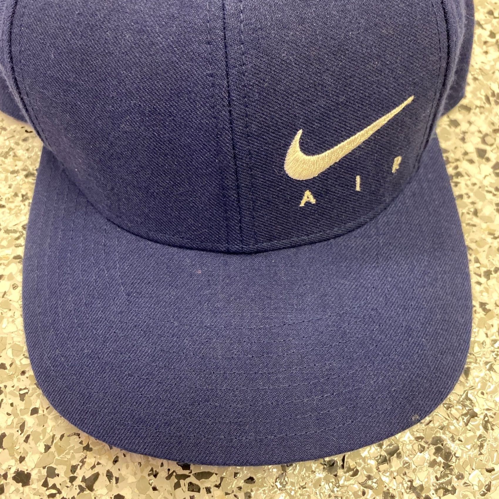 Nike VINTAGE Nike Hat One Size 90s Swoosh Navy Fitted Cap Wool blend Size ONE SIZE - 3 Thumbnail