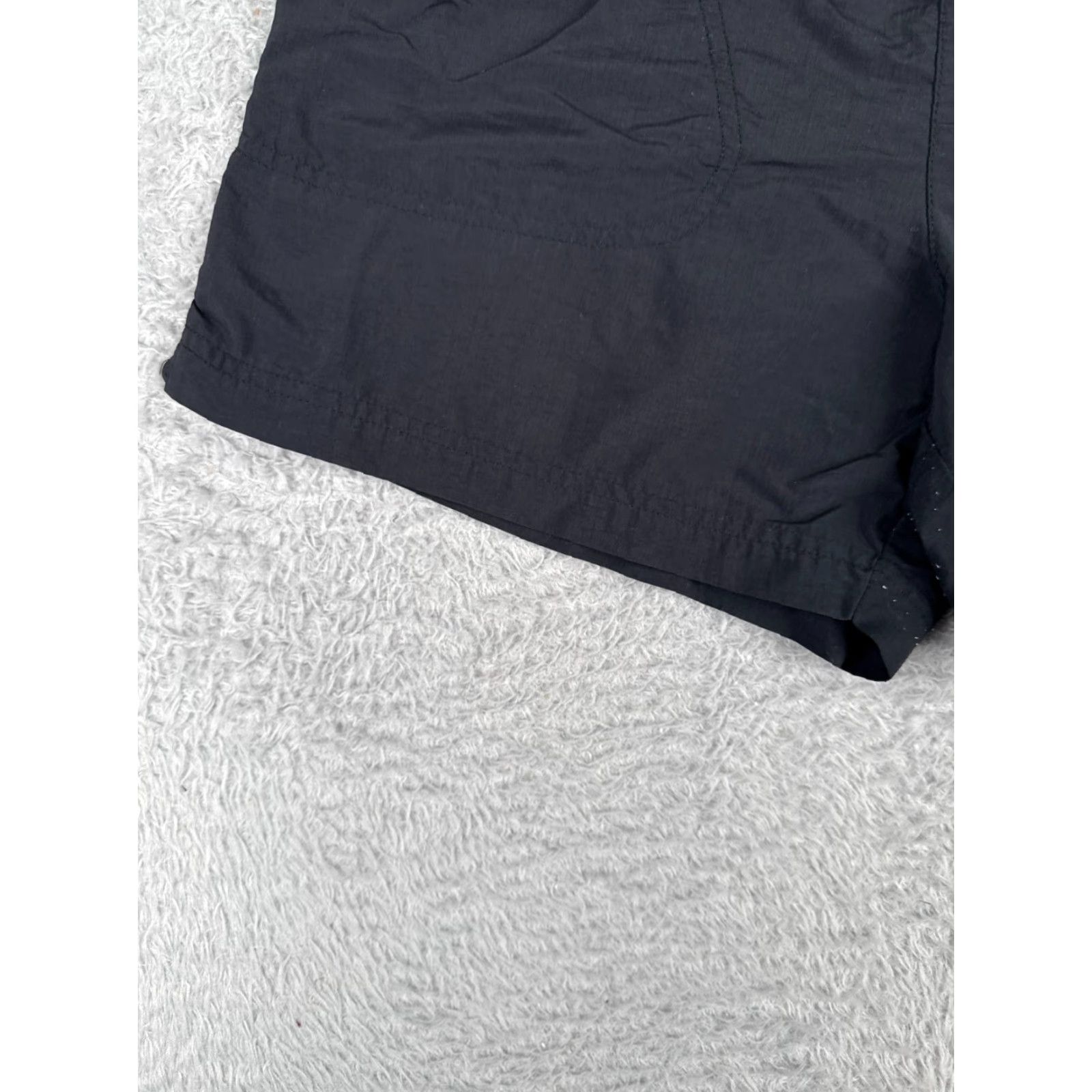 Vintage Vintage Columbia Women's Shorts Small Black Nylon Hiking Casual Travel 30x5 Size 28" / US 6 / IT 42 - 3 Thumbnail