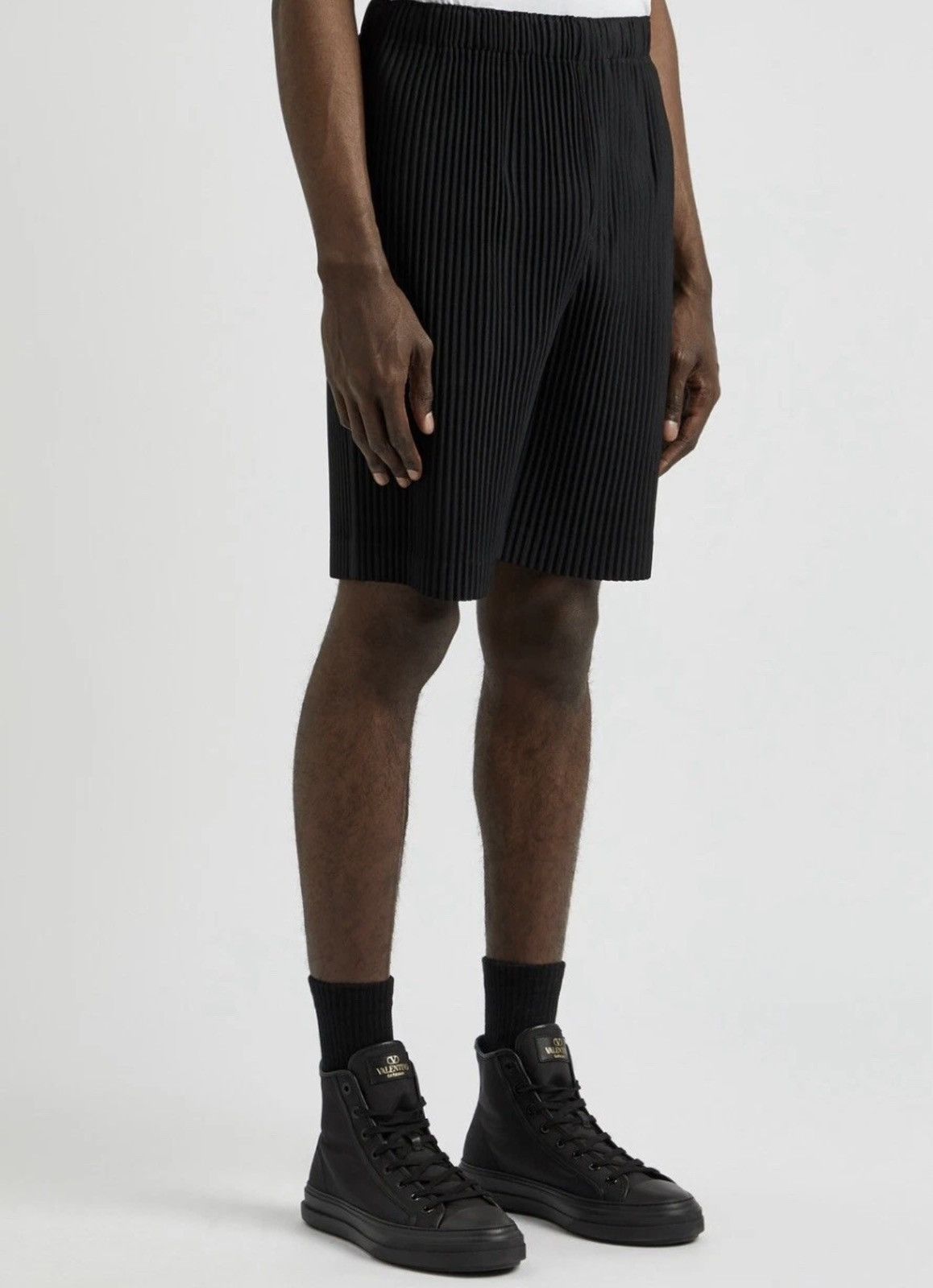 Issey Miyake HOMME PLISSÉ ISSEY MIYAKE Pleated Black 2 Medium ex-display Size US 38 / EU 54 - 2 Thumbnail