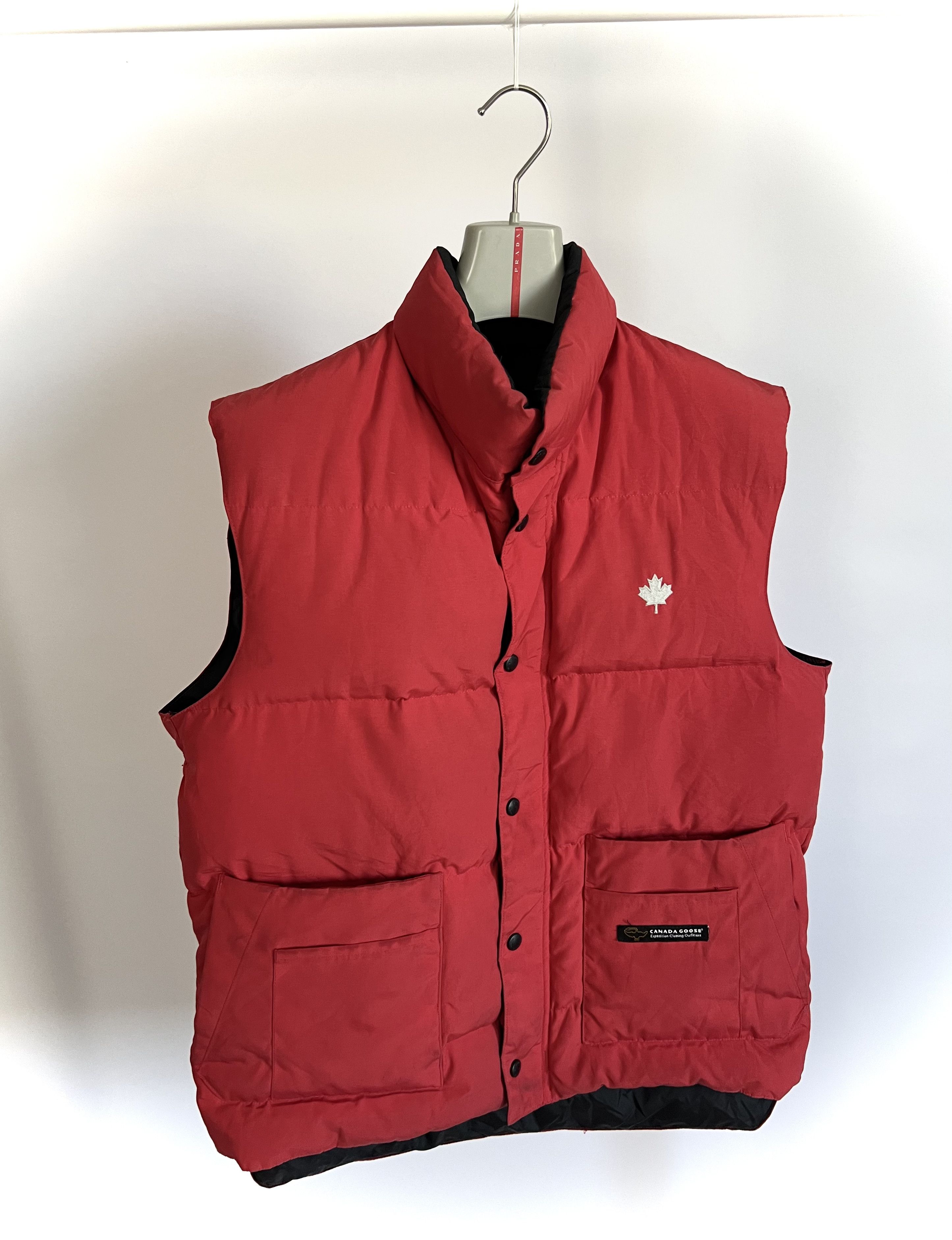 Canada Goose canada goose puffer vest size M luxury Size US M / EU 48-50 / 2 - 1 Thumbnail
