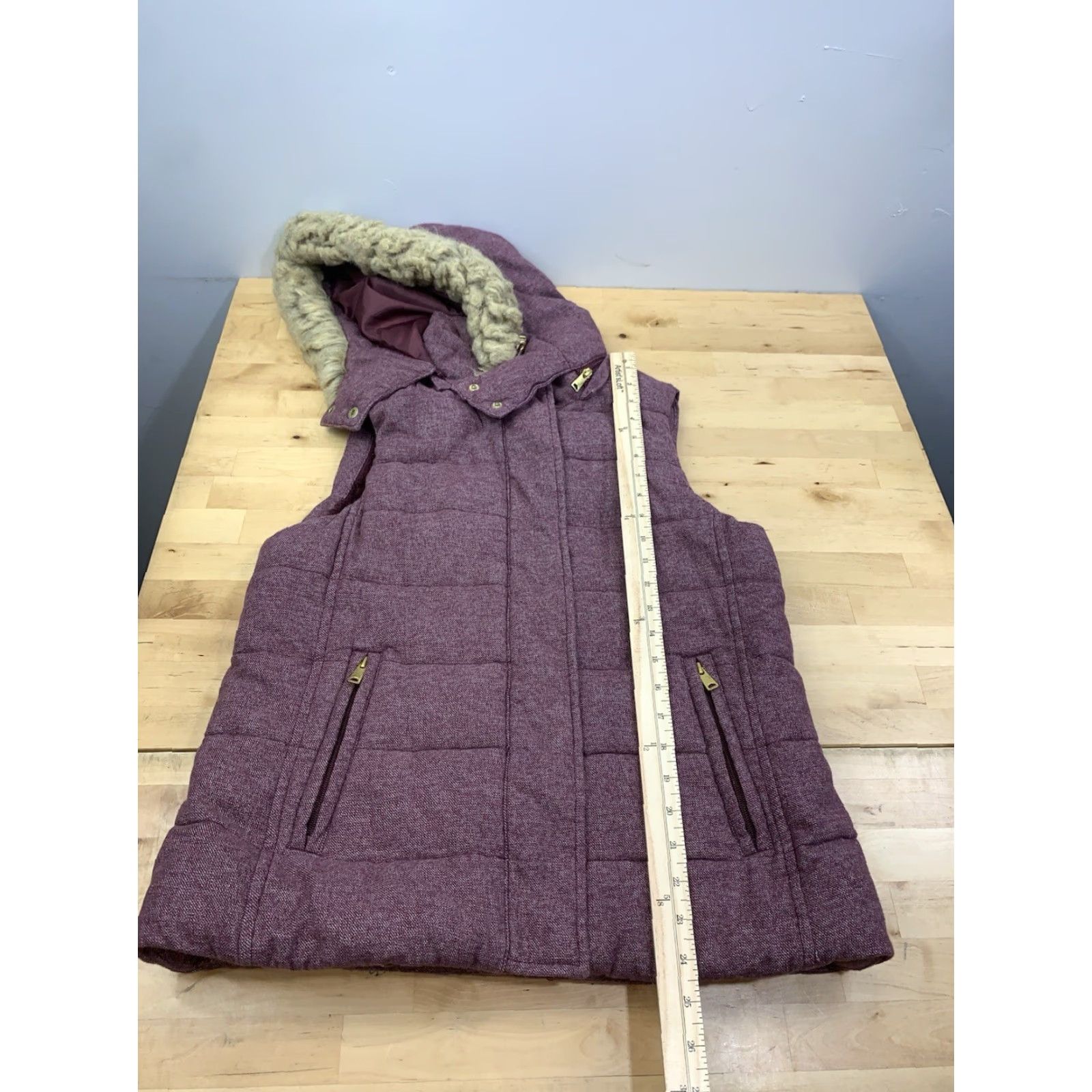 Banana Republic VINTAGE Banana Republic Jacket Vest Womens S Red Purple Hooded Sherpa Lined 11147 Size S / US 4 / IT 40 - 6 Thumbnail