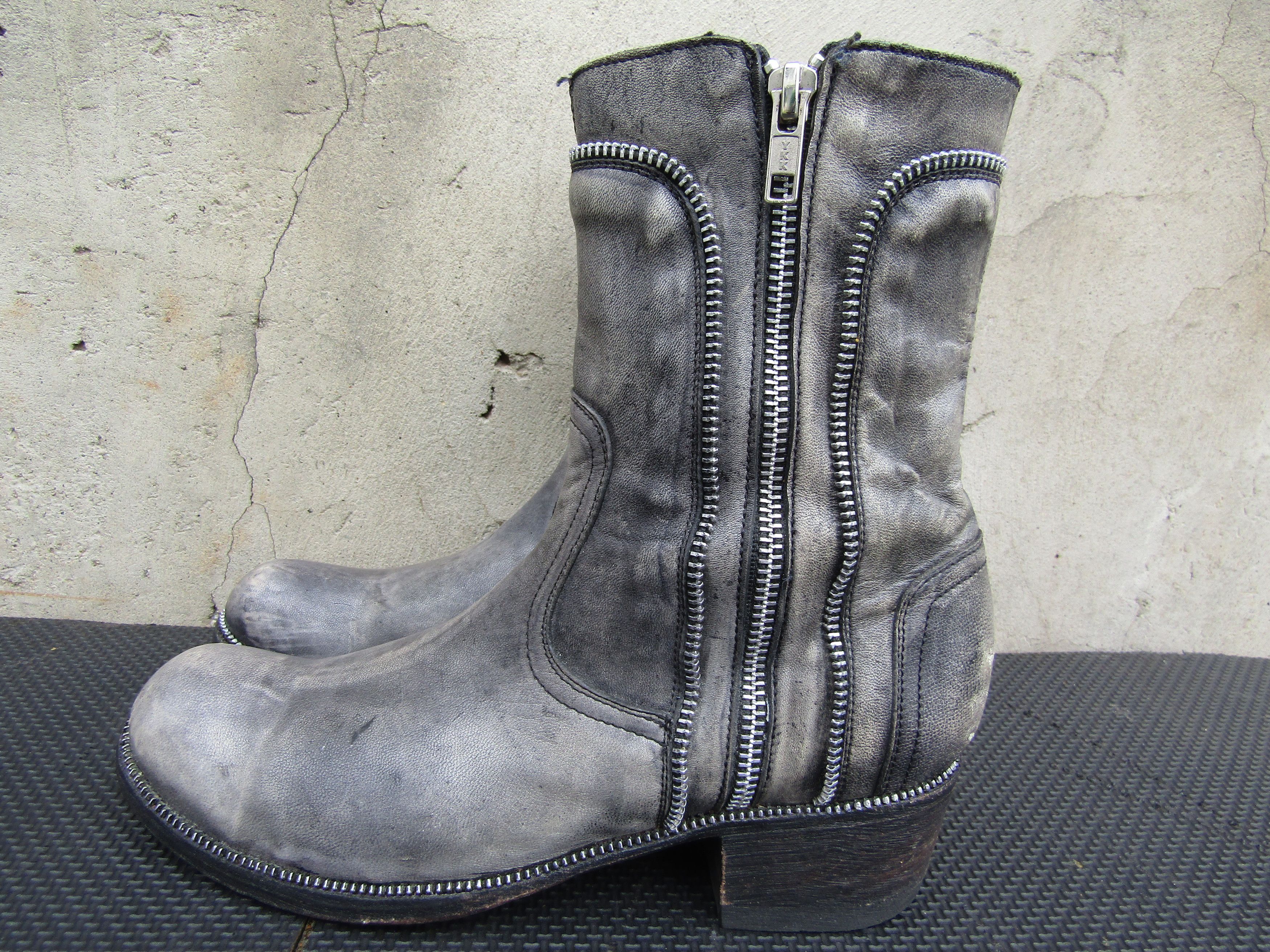 Old Gringo Old Gringo Distressed Gray Leather Low Western Zipper Accent Size US 7 / IT 37 - 1 Thumbnail