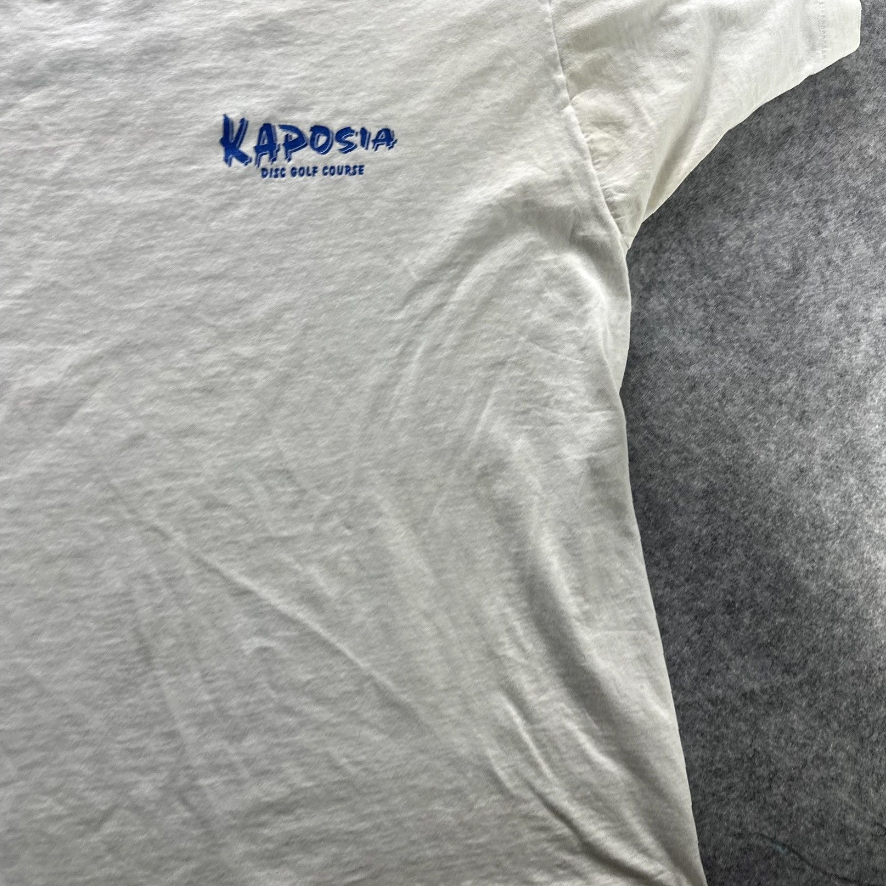 Fruit Of The Loom VINTAGE Kaposia Disc Golf Course Shirt Mens 2XL White Graphic Minnesota 90s Size US XXL / EU 58 / 5 - 6 Thumbnail