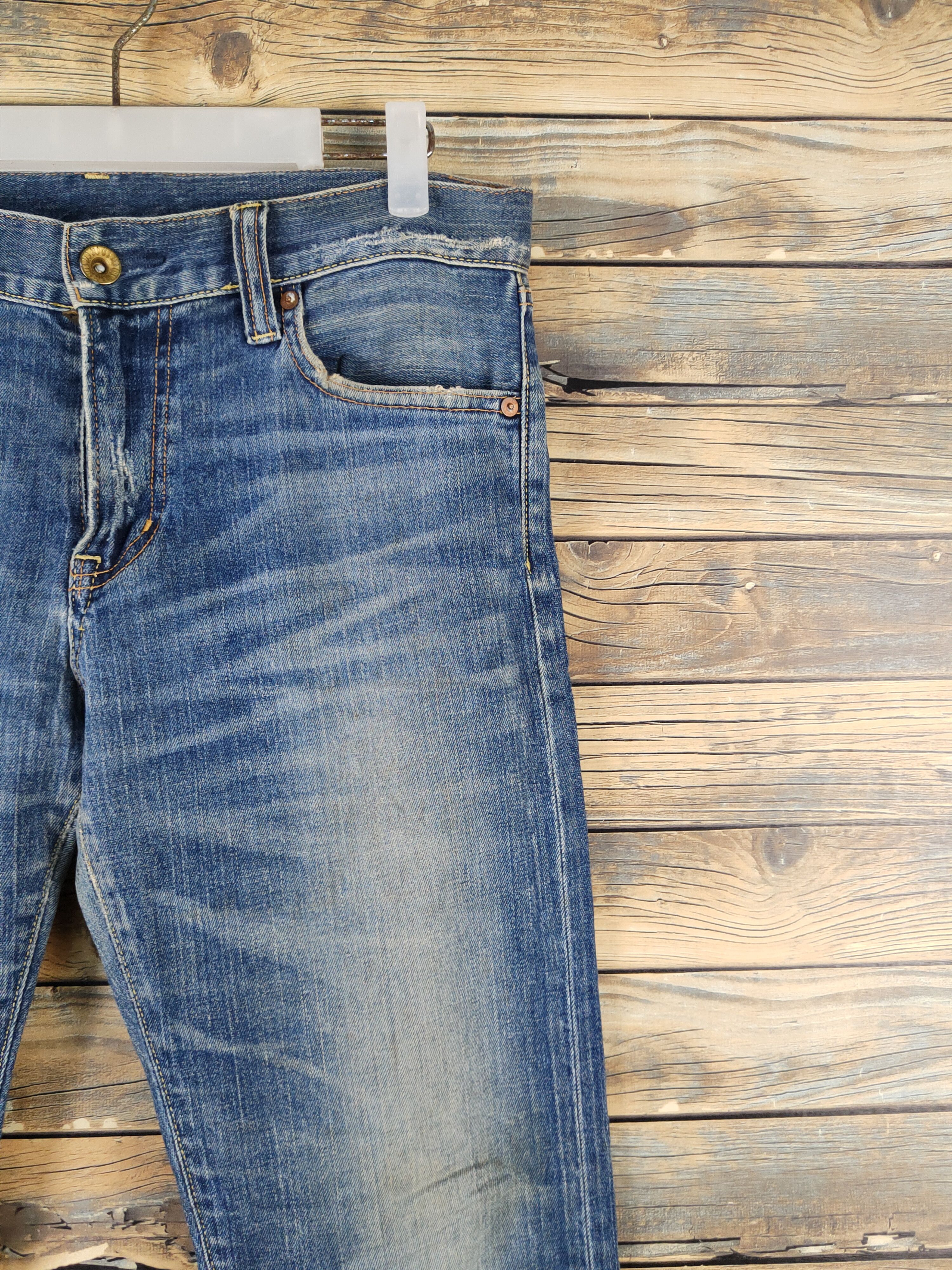 Japanese Brand Uniqlo Blue Distressed Ripped Jeans #W1307 Size US 33 - 5 Thumbnail